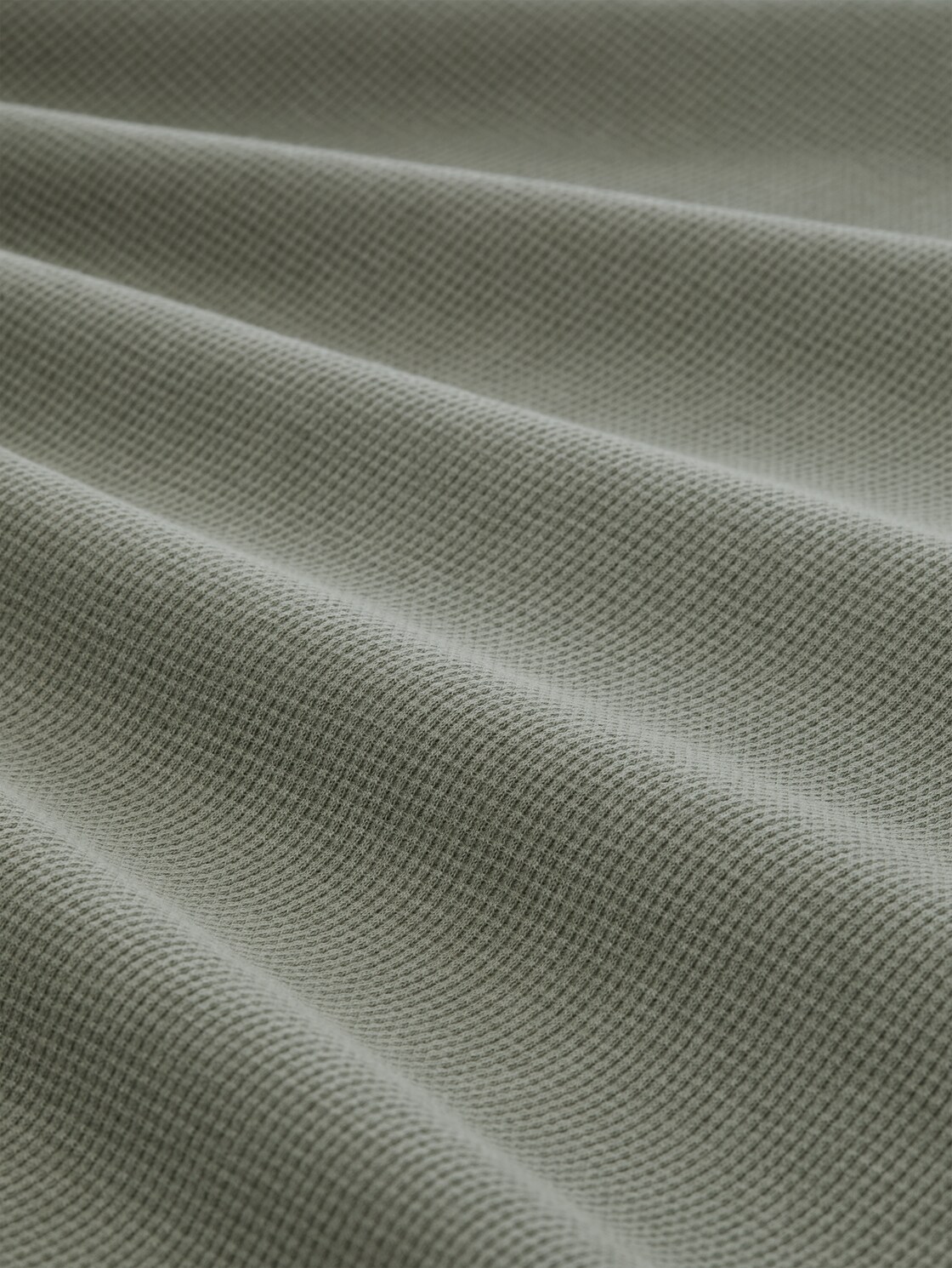 Henley T-Shirt mit Brusttasche - Greyish Shadow Olive - Material-Ansicht