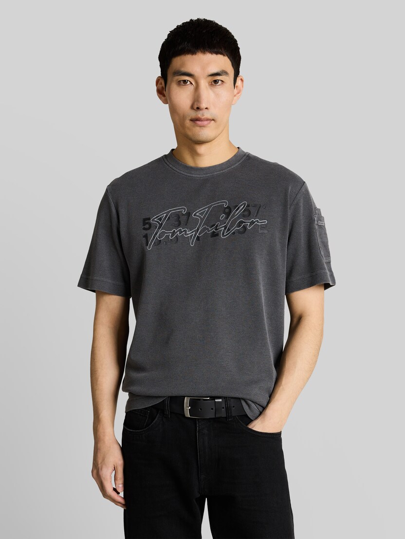 T-Shirt mit Waffelstruktur von Men, Tarmac Grey