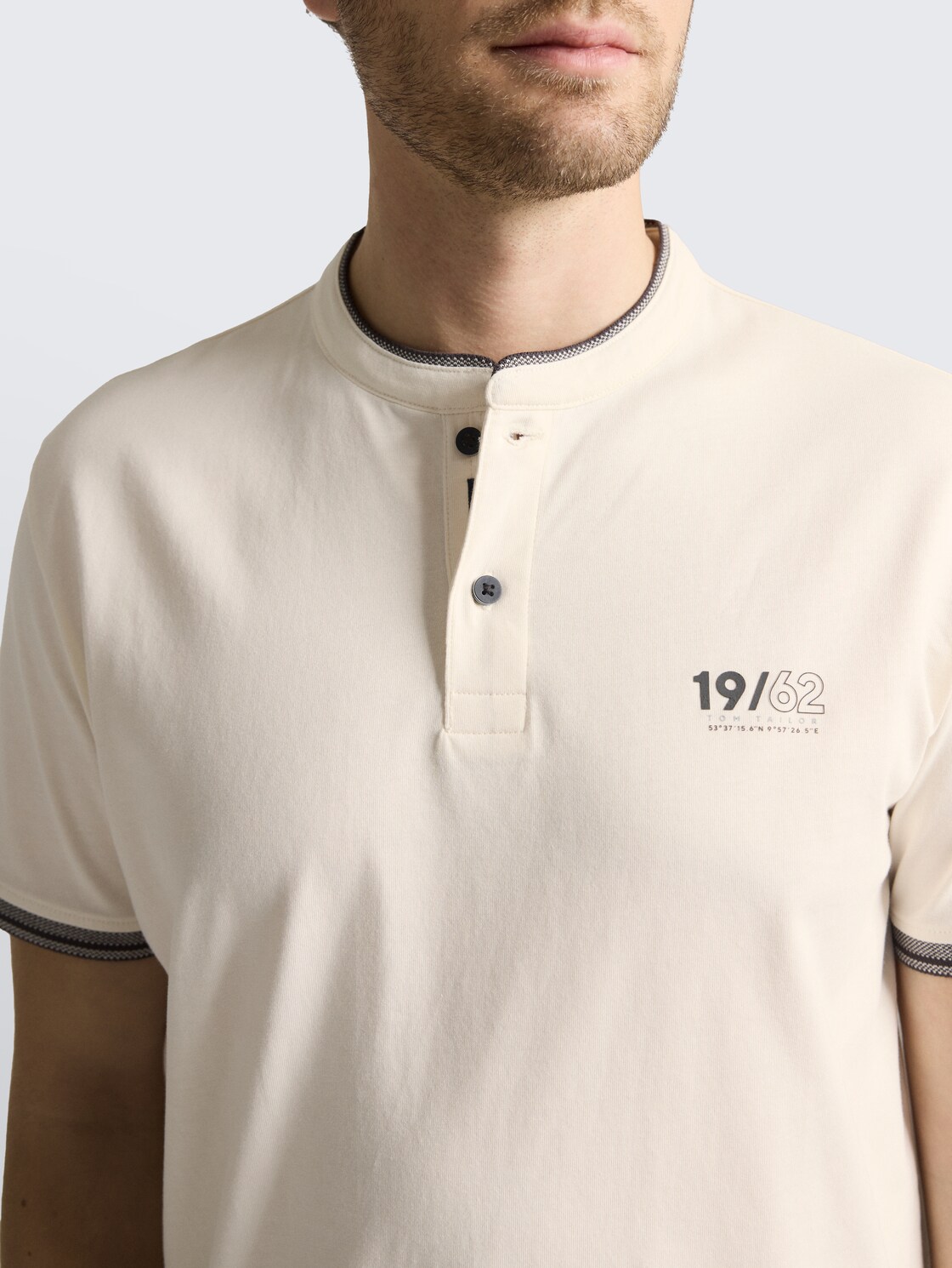 Poloshirt mit Stehkragen - Gardenia White