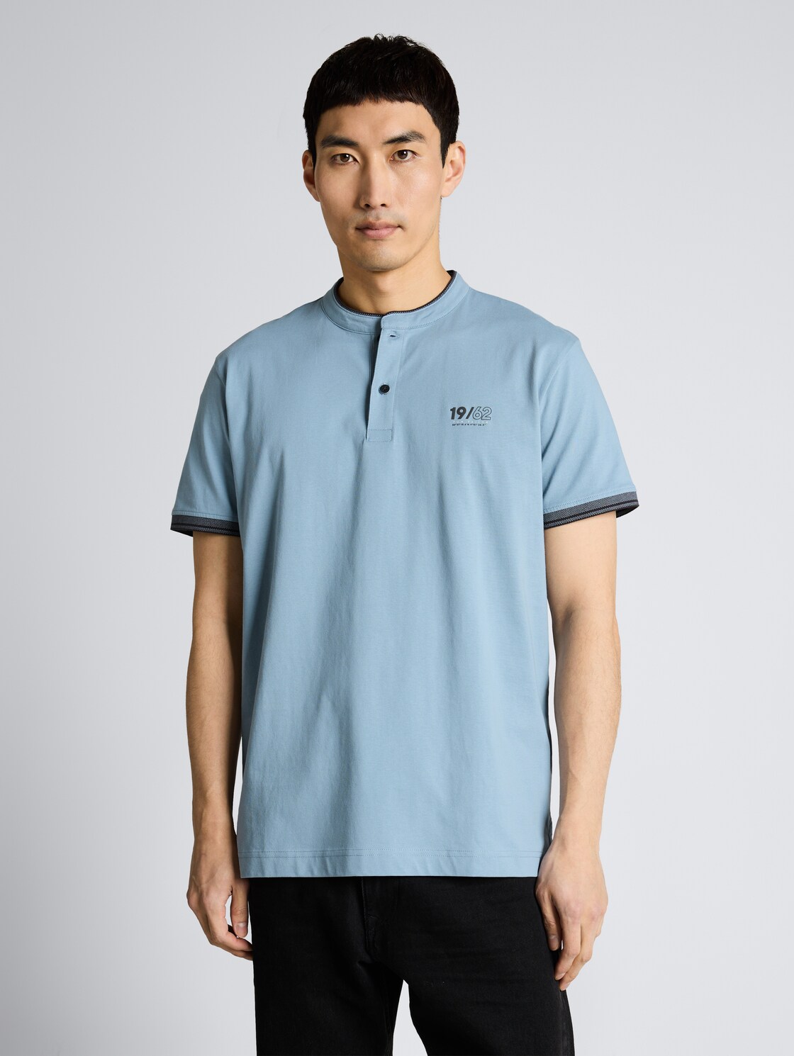 Poloshirt mit Stehkragen - mountain spring blue