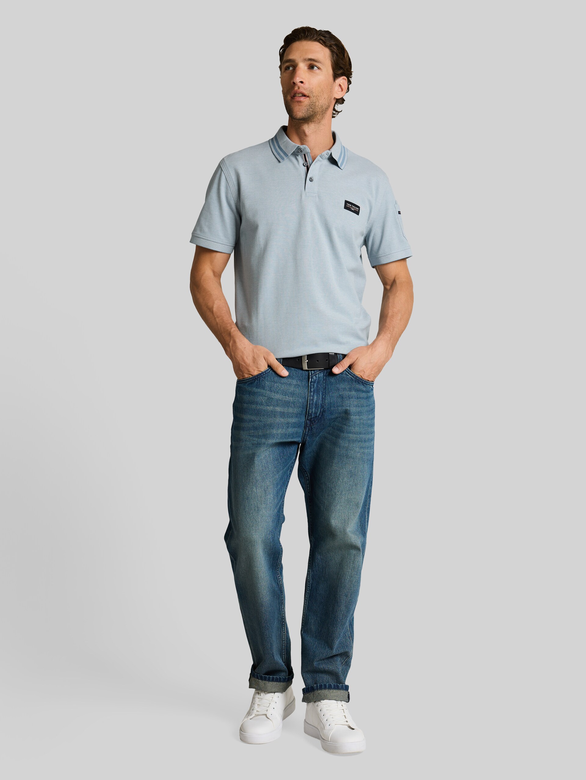Polo shirt with sleeve pocket - blue white two tone