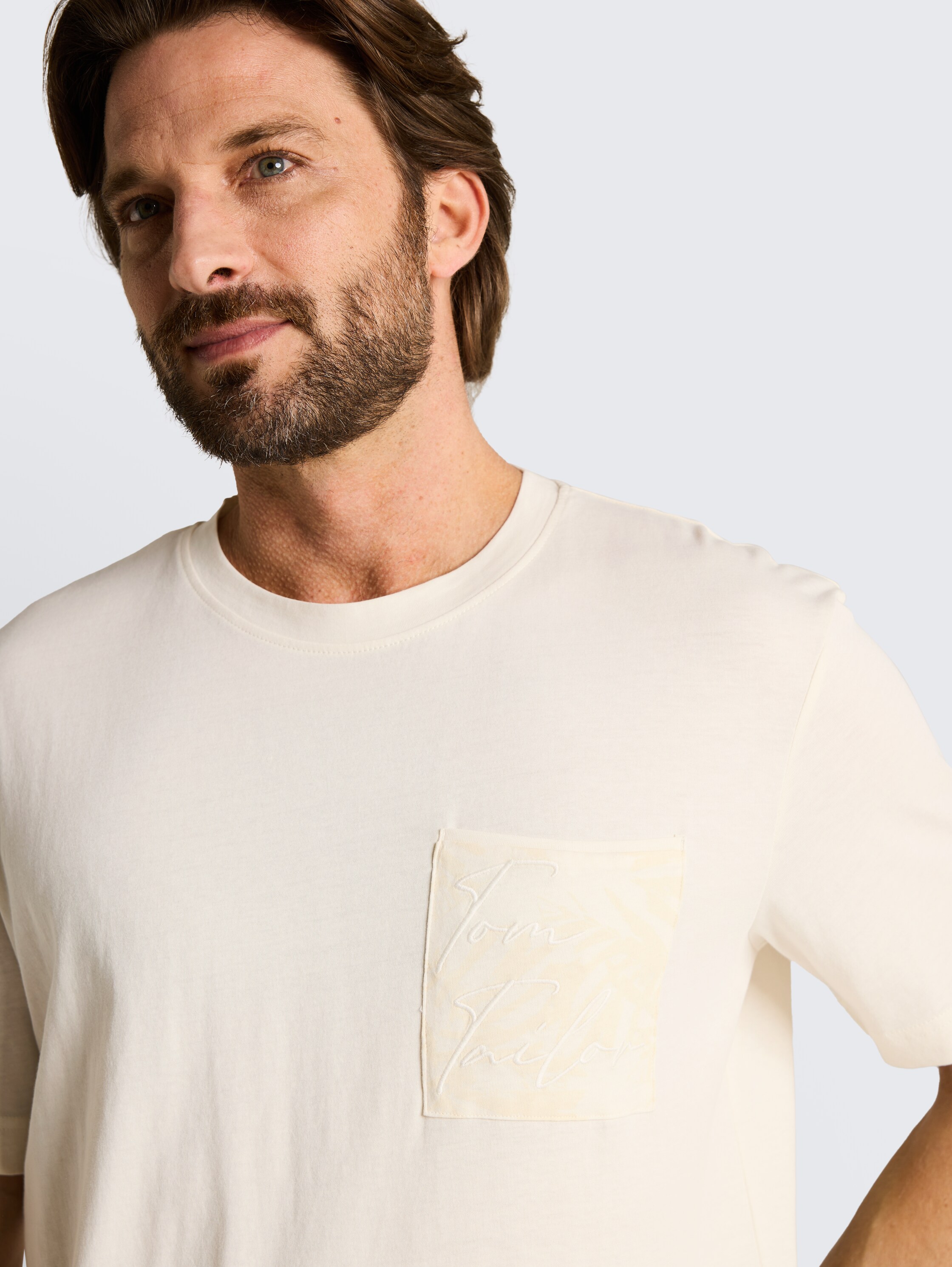 T-Shirt mit Brusttasche - gardenia_white - 