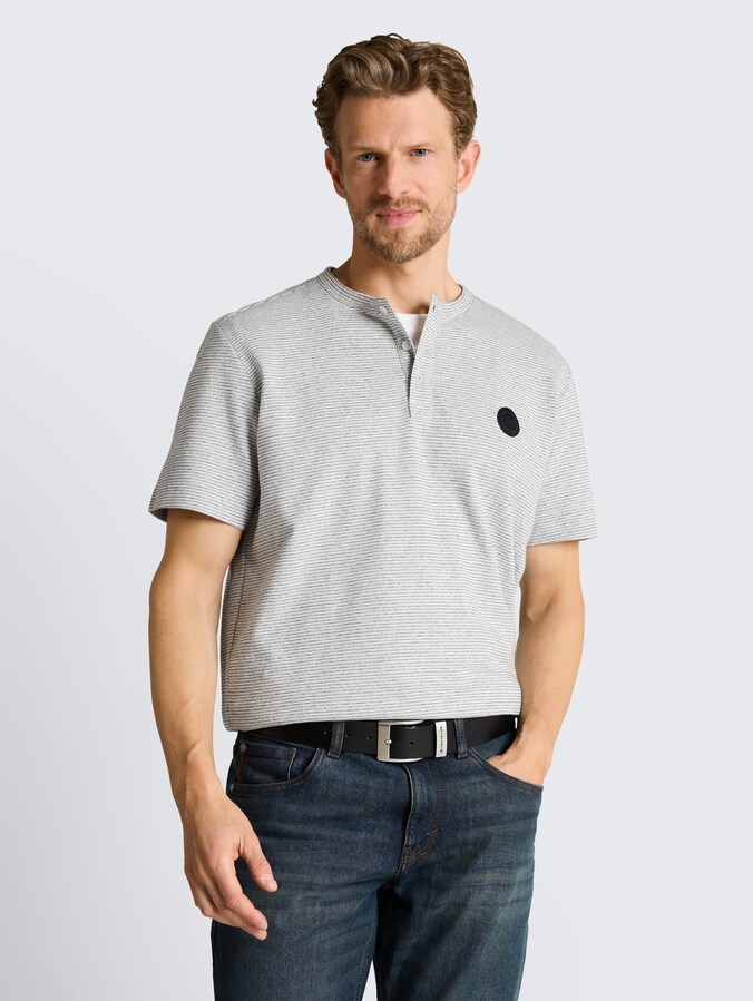 Henley T-Shirt in Melange-Optik von Men, white navy inject stripe