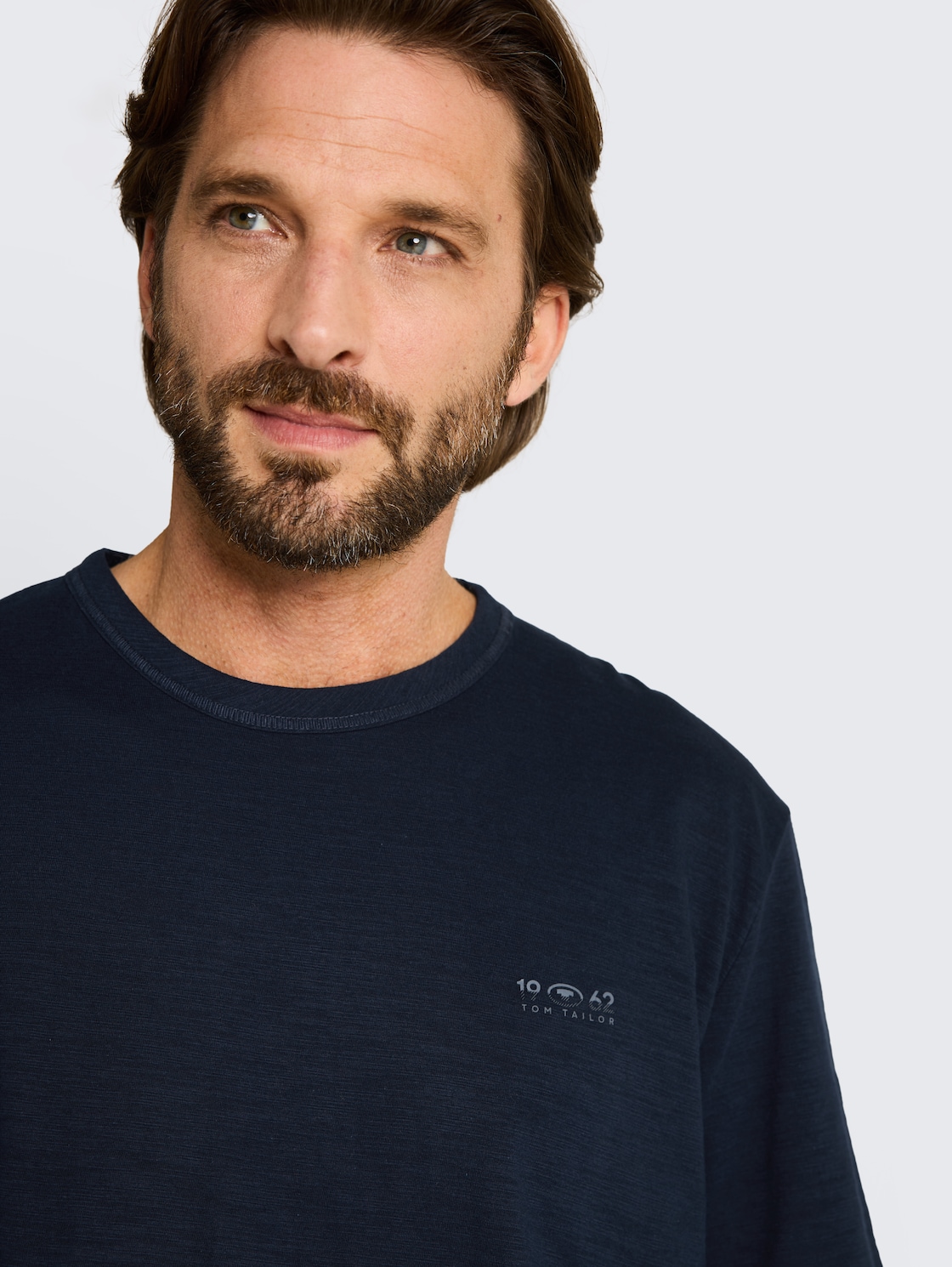 T-Shirt in Melange-Optik - sky captain blue - Detail-Model-Ansicht