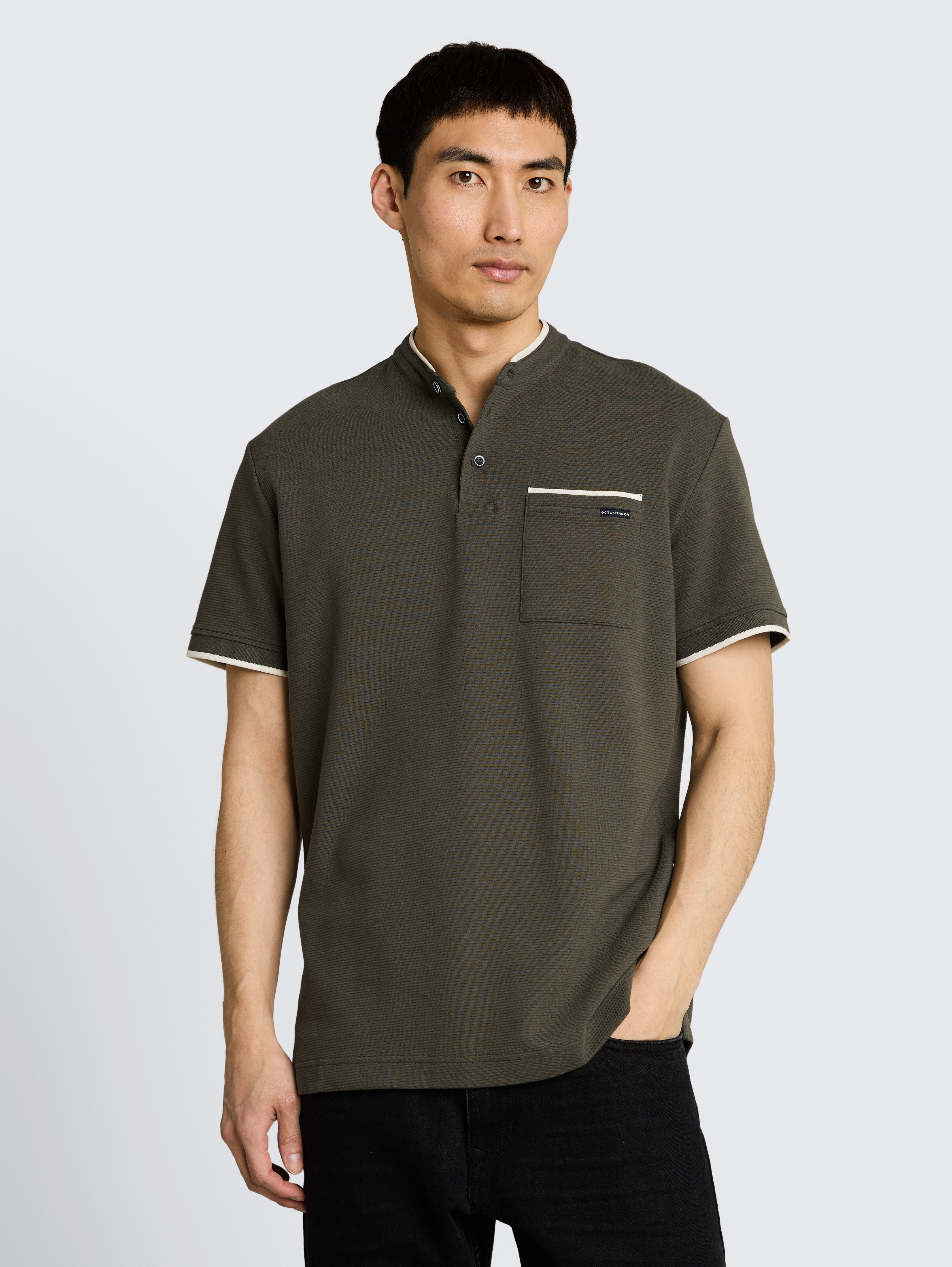 Poloshirt mit Brusttasche von Men, leaf green ottoman
