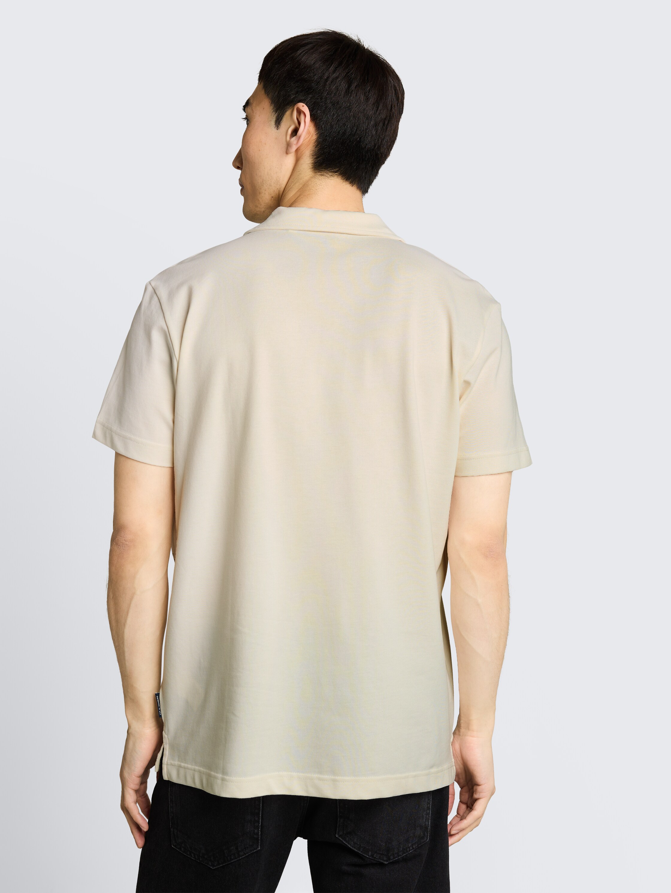 Resort polo shirt in piqué - gardenia_white - 