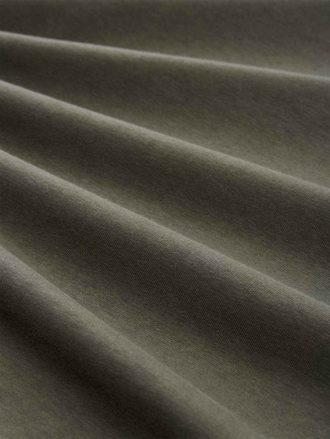 Basic Sweat-Shorts - deep leaf green - Material-Ansicht