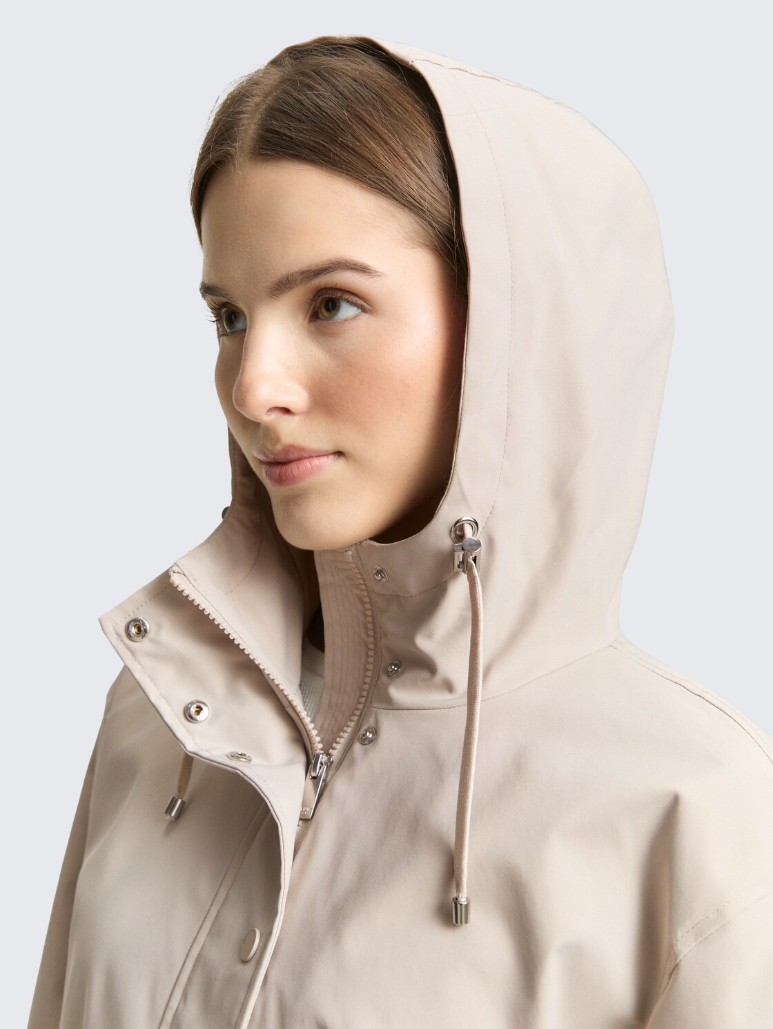 Ultralight Short Parka aus wasserabweisendem Material - cloud grey - Detail-Model-Ansicht