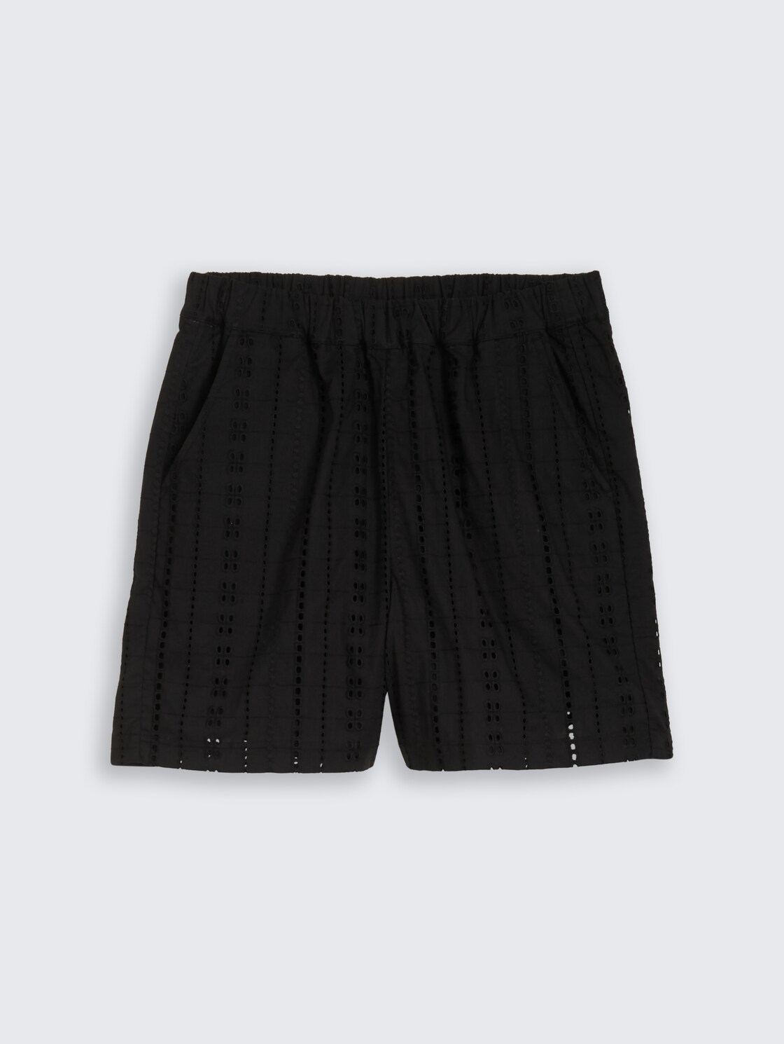 Shorts mit Lochstickerei - deep black - Vorder-Produkt-Ansicht