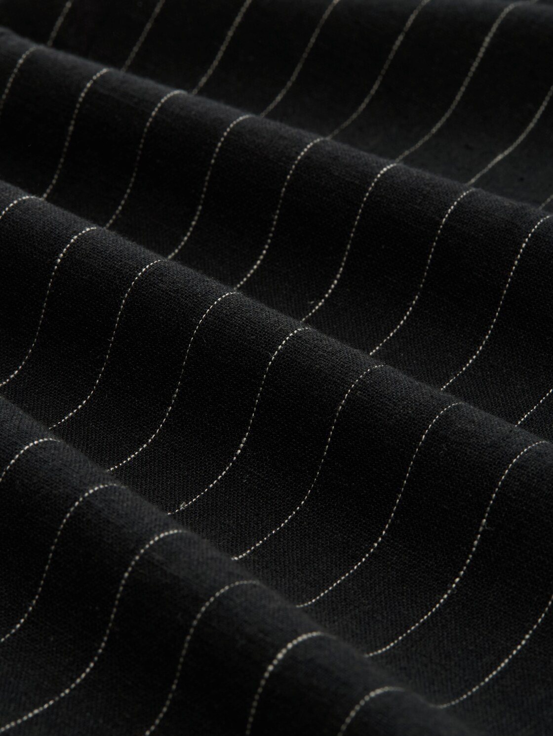 Loose Fit Shorts mit Leinenanteil - black beige vertical stripe - Material-Ansicht