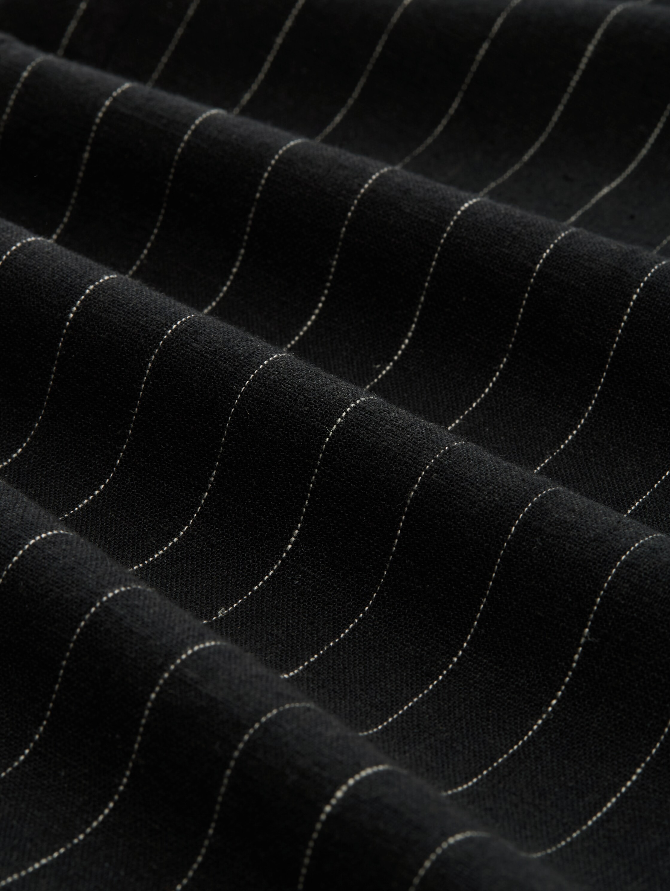 Loose-fit shorts with linen blend - black_beige_vertical_stripe - 