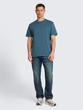 Relaxed fit T-shirt van katoen - tide petrol - Model vooraanzicht
