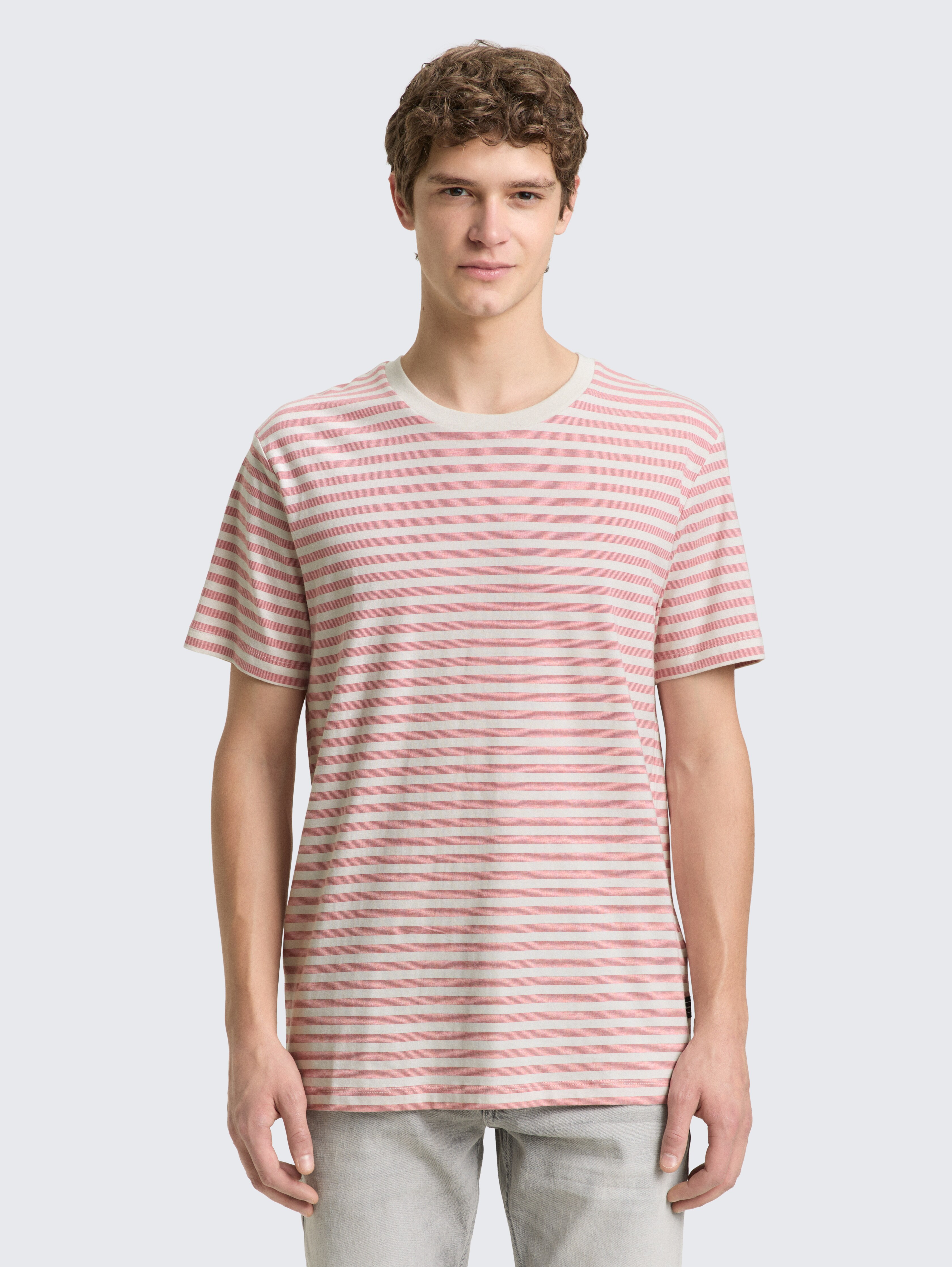 T-Shirt mit Streifenmuster von Denim Male, rose white yd stripe