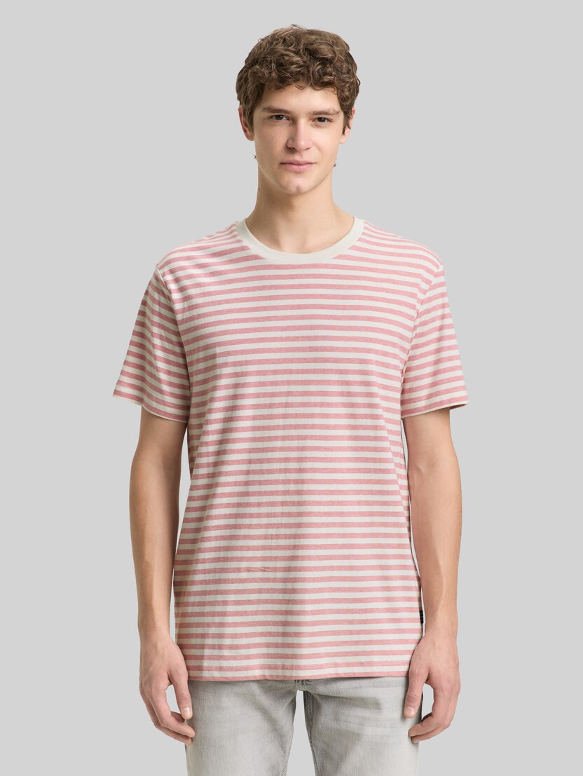 T-Shirt mit Streifenmuster von Denim Male, rose white yd stripe