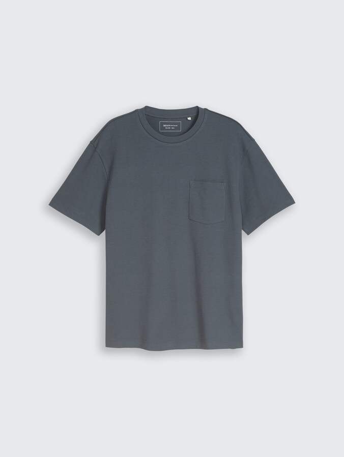 Relaxed Fit T-Shirt mit Brusttasche von Denim Male, urban medium grey