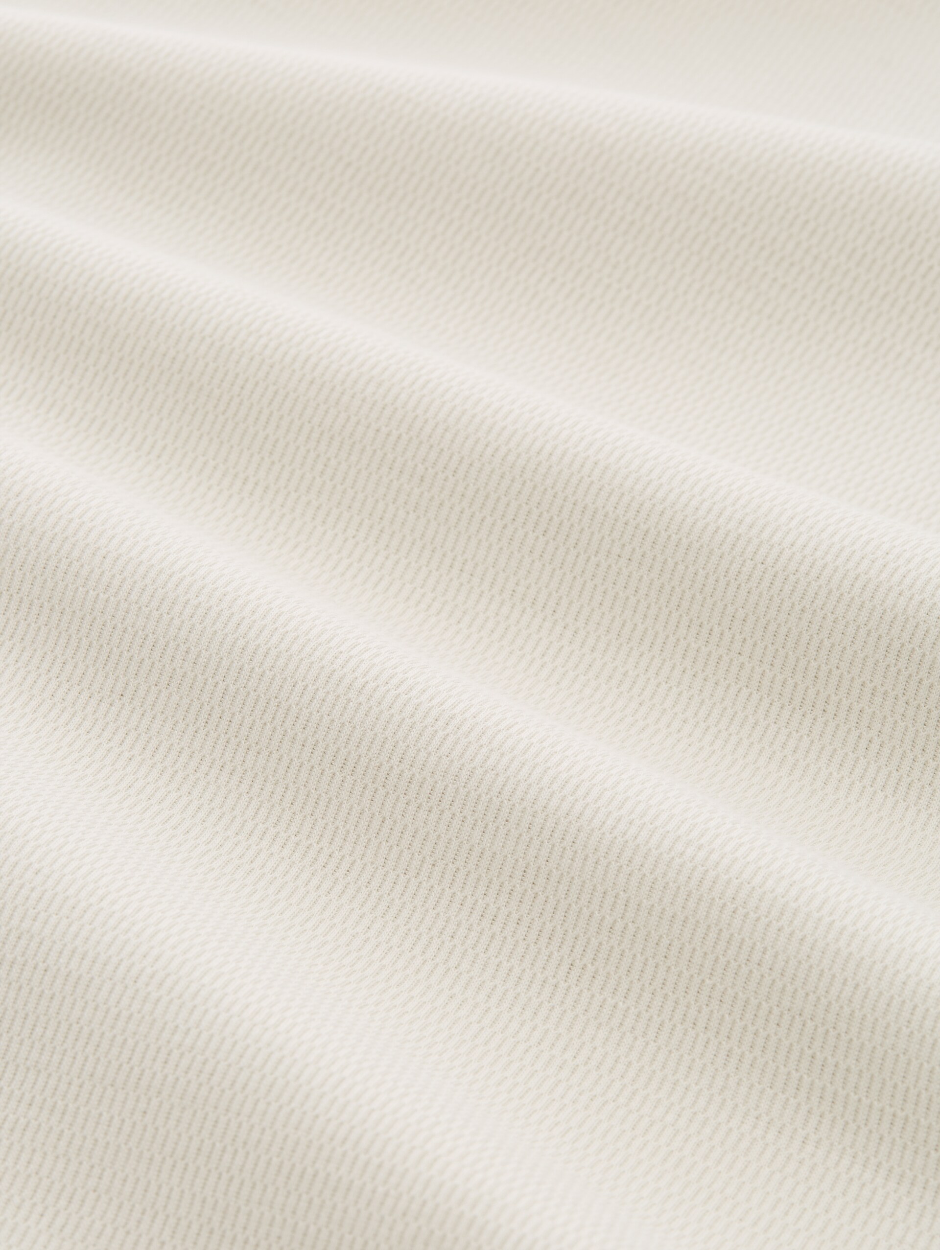 Relaxed Fit T-Shirt mit Brusttasche - greyish white - Material-Ansicht