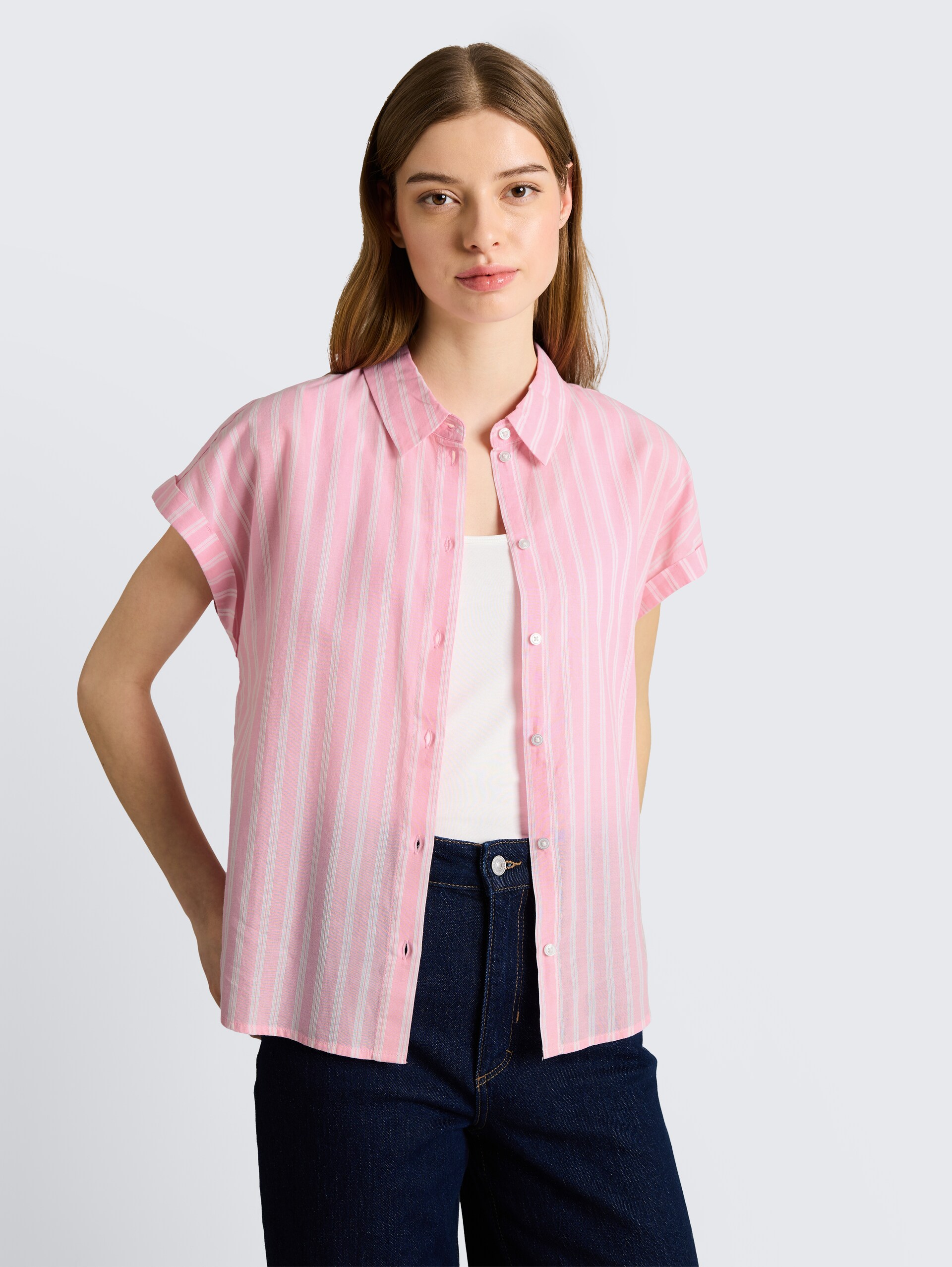Bluse mit Streifenmuster - blush pink stripe - Ausschnitt Model-Vorderansicht