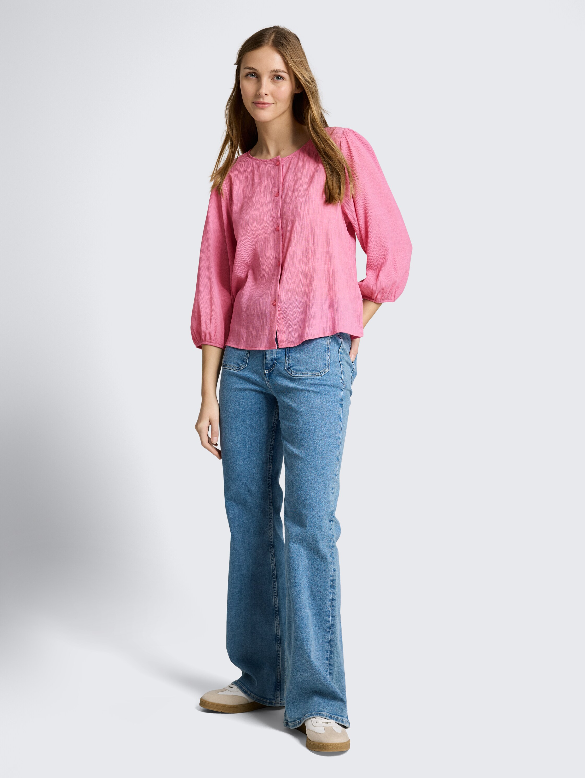 Chemisier froissé avec patte de boutonnage - Soft Blush Rose - Vue de face du modèle