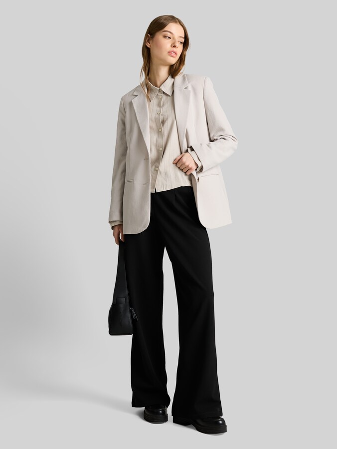 Boxy fit overhemdblouse met strikdetail door Denim Female, beige black vertical stripe