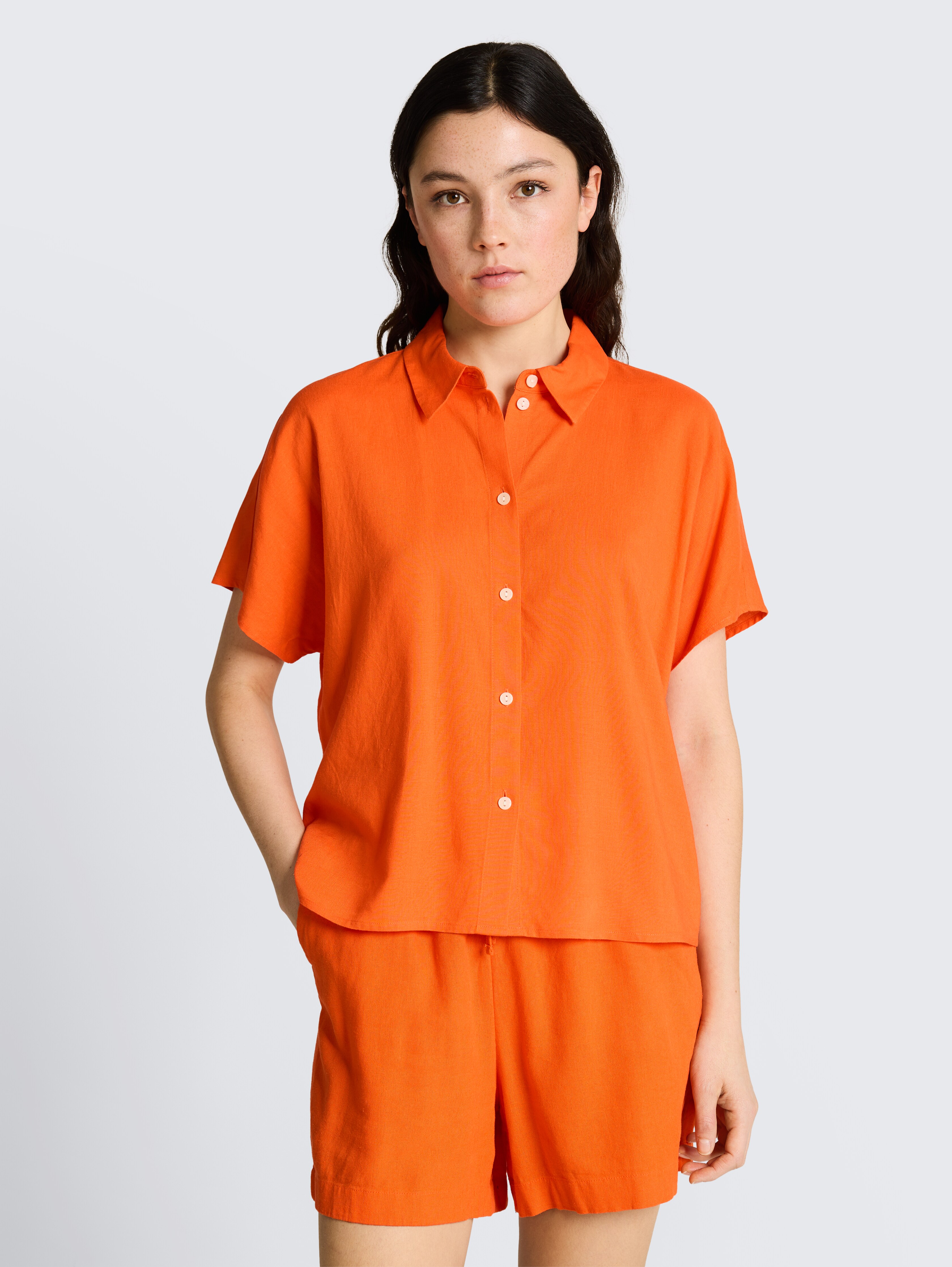 Boxy Fit Bluse mit Leinenanteil von Denim Female, Fiery Orange