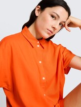 Chemisier coupe carrée avec une part de lin - Fiery Orange - Vue détaillée du modèle