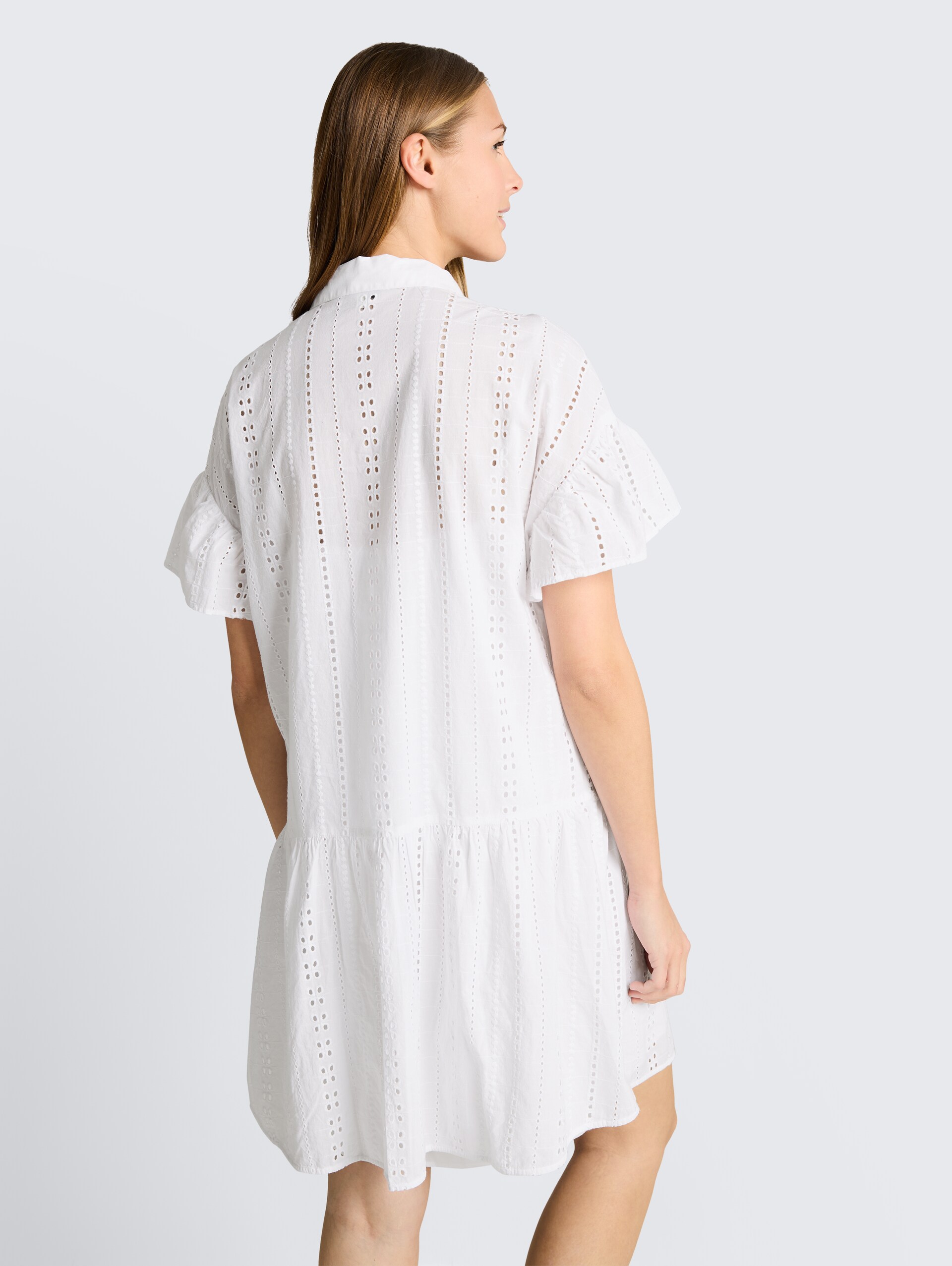 Mini-Kleid mit Lockstickerei - White - Model-Rückansicht