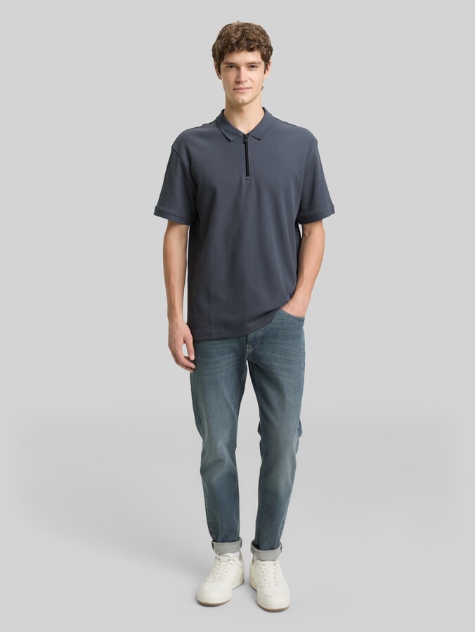 Polo ample avec fermeture éclair par Denim Male, urban medium grey