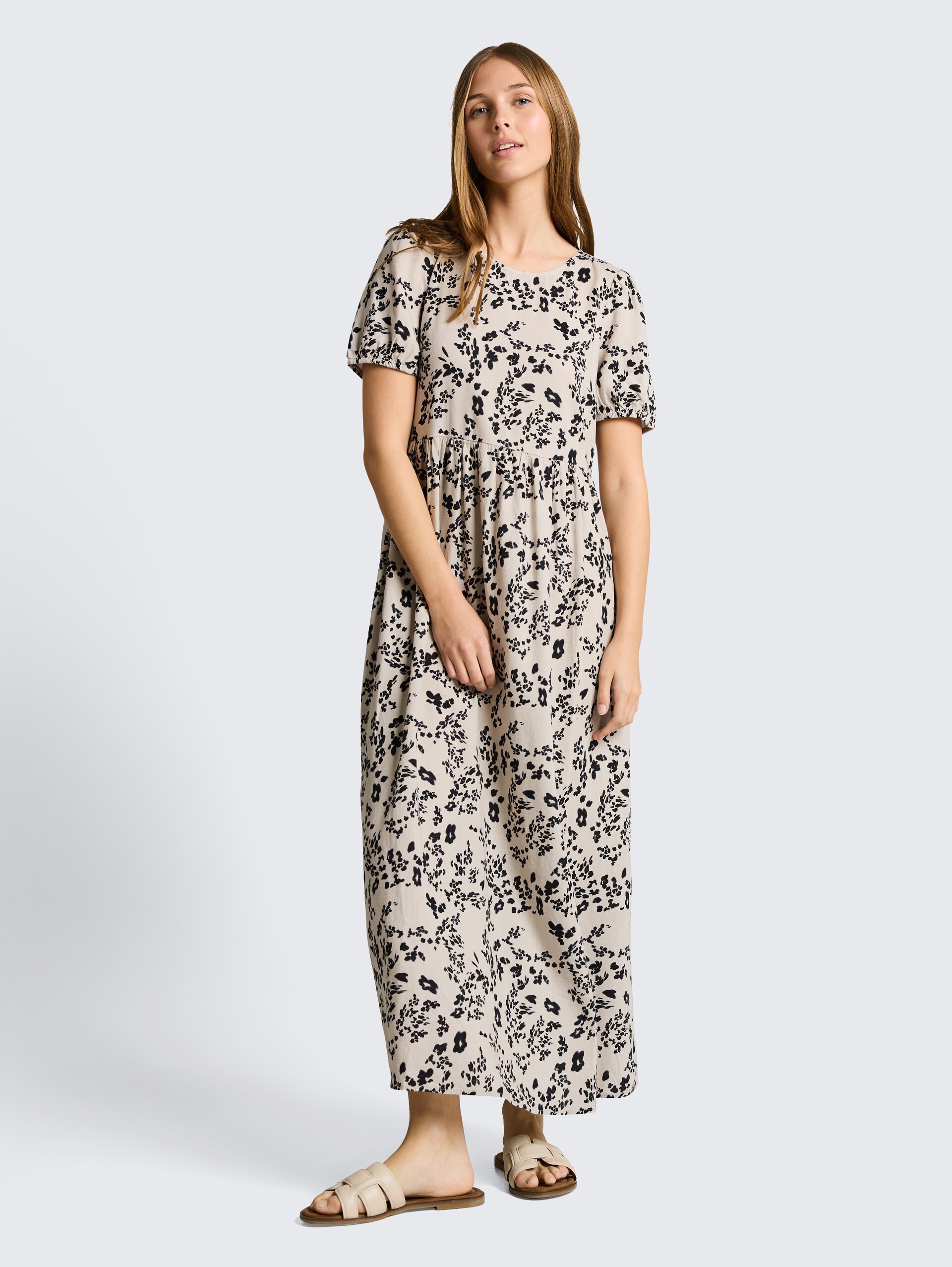 Midi-Kleid mit Leinenanteil - beige black flower print - Model-Vorderansicht