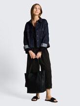 Jumpsuit mit Leinenanteil - black beige vertical stripe - seitliche Model-Ansicht