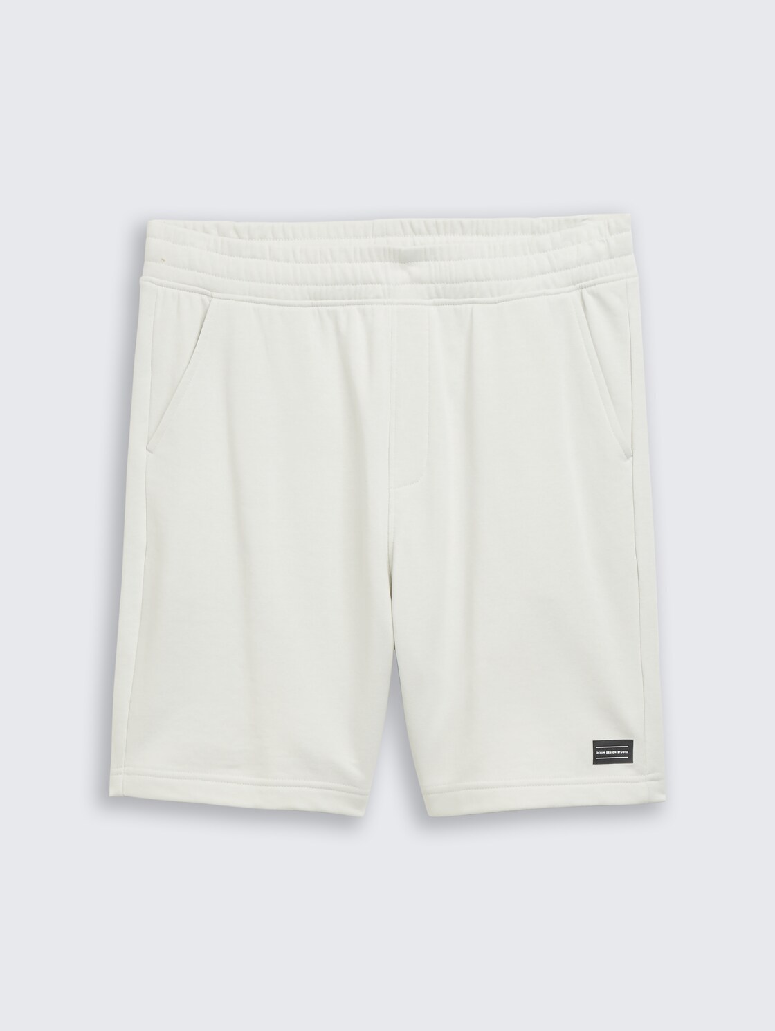 Relaxed Sweat-Shorts - frozen light mint - Vorder-Produkt-Ansicht