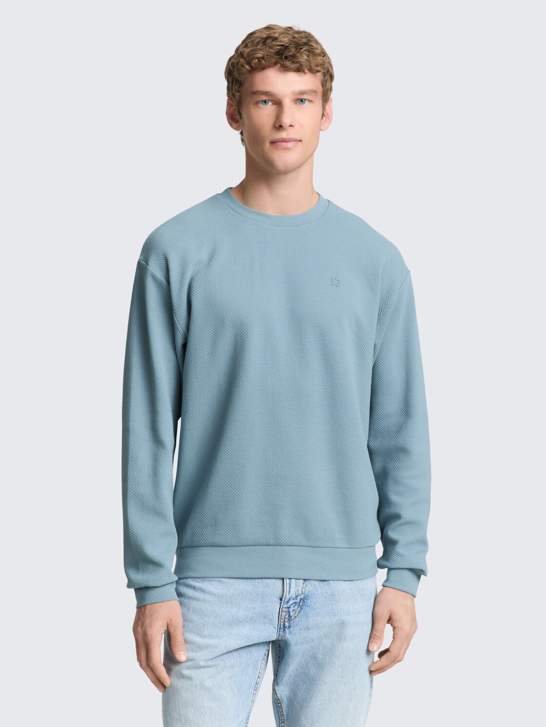 Sweatshirt aus Baumwolle - citadel blue - Ausschnitt Model-Vorderansicht