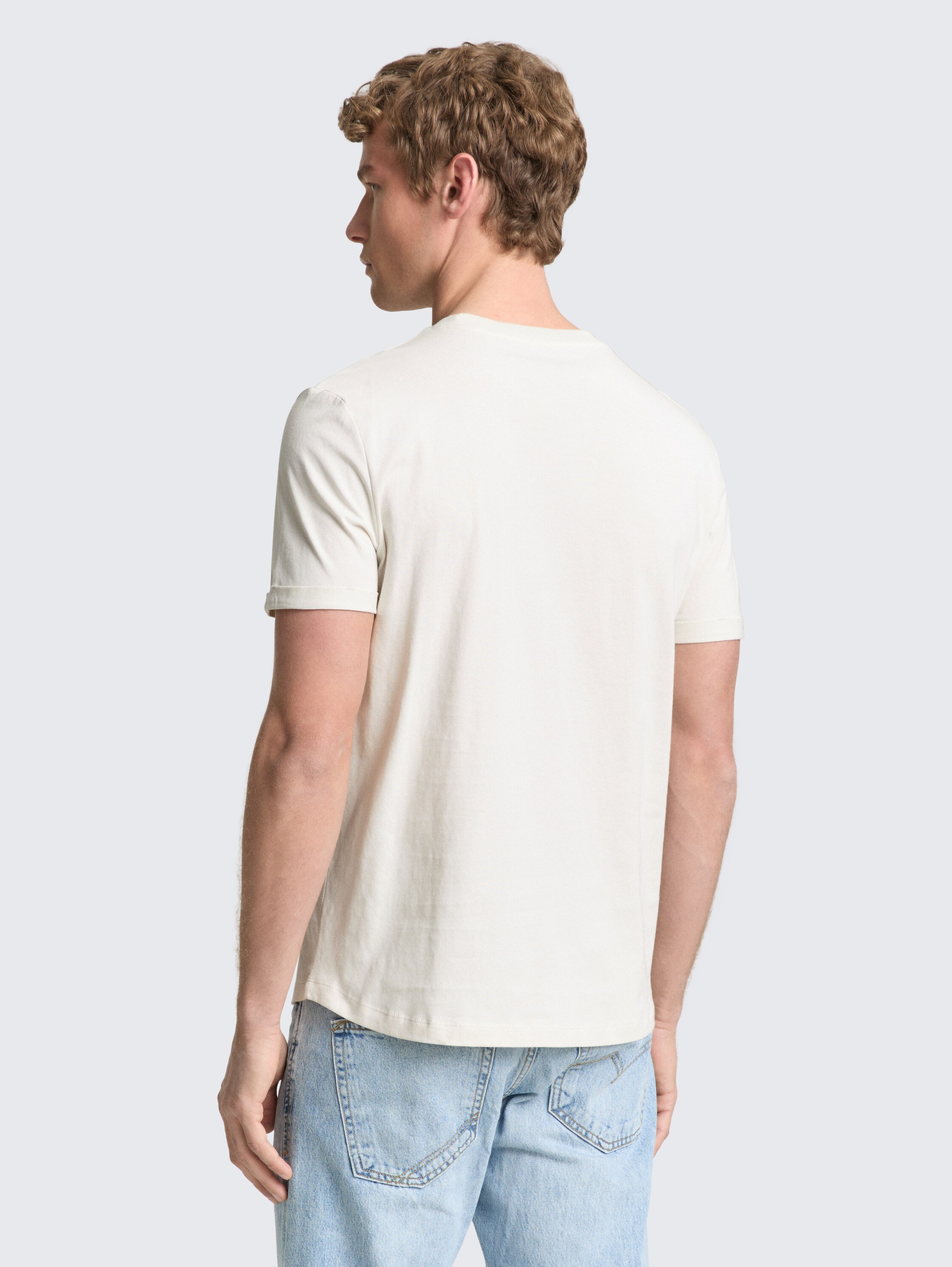 T-shirt en coton - greyish white - Découpe Vue arrière du modèle