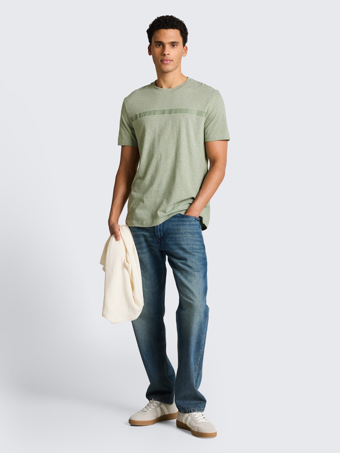 T-Shirt in Melange-Optik - frozen light mint melange - Model-Vorderansicht