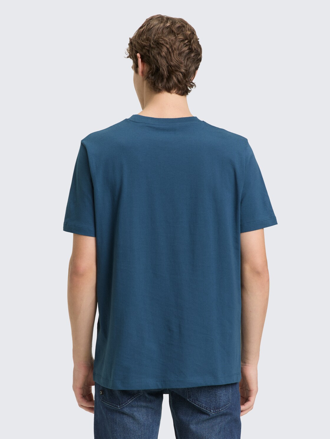 T-Shirt mit Print - nighttime blue - Auschnitt Model-Rückansicht