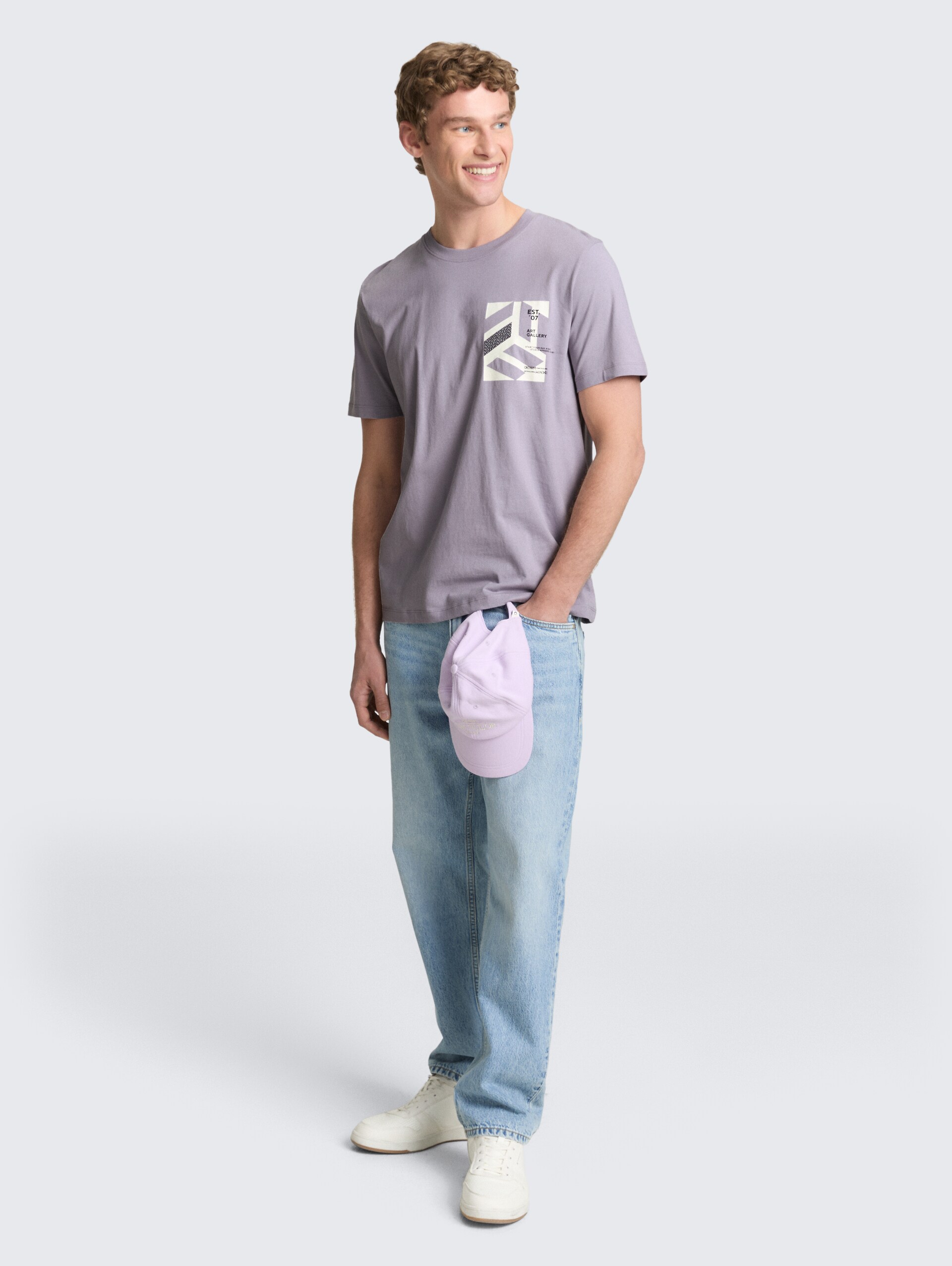 T-Shirt mit Print - soft lilac grey - Model-Vorderansicht