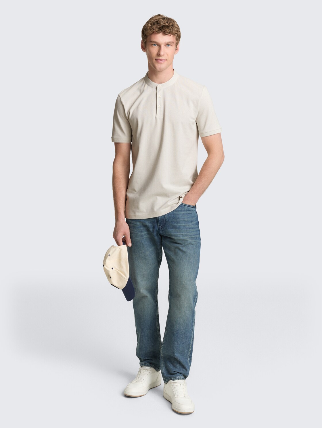 Piqué Poloshirt mit Stehkragen - greyish white