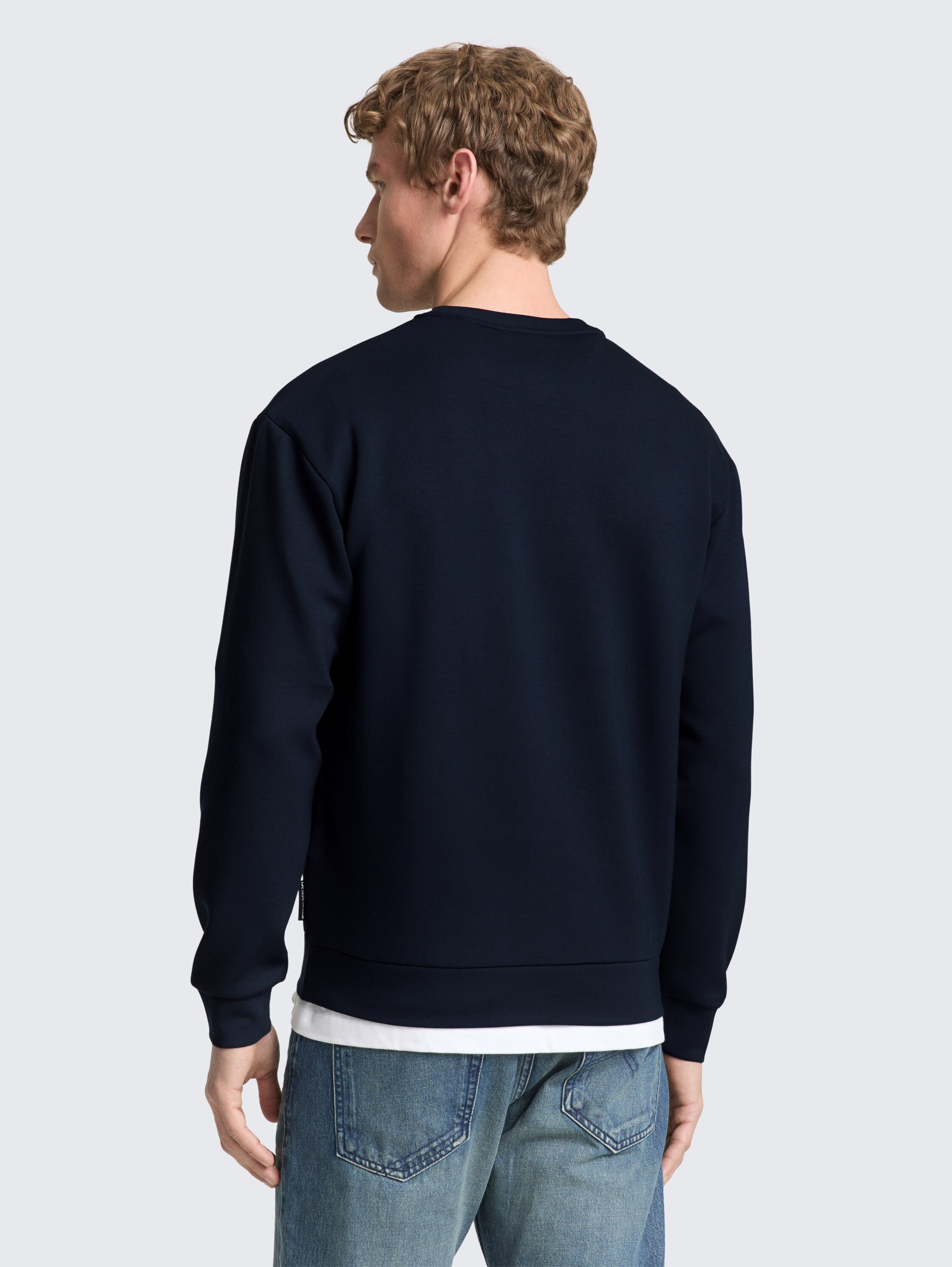 Basic scuba sweatshirt - sky captain blue - Neklijn model-achteraanzicht