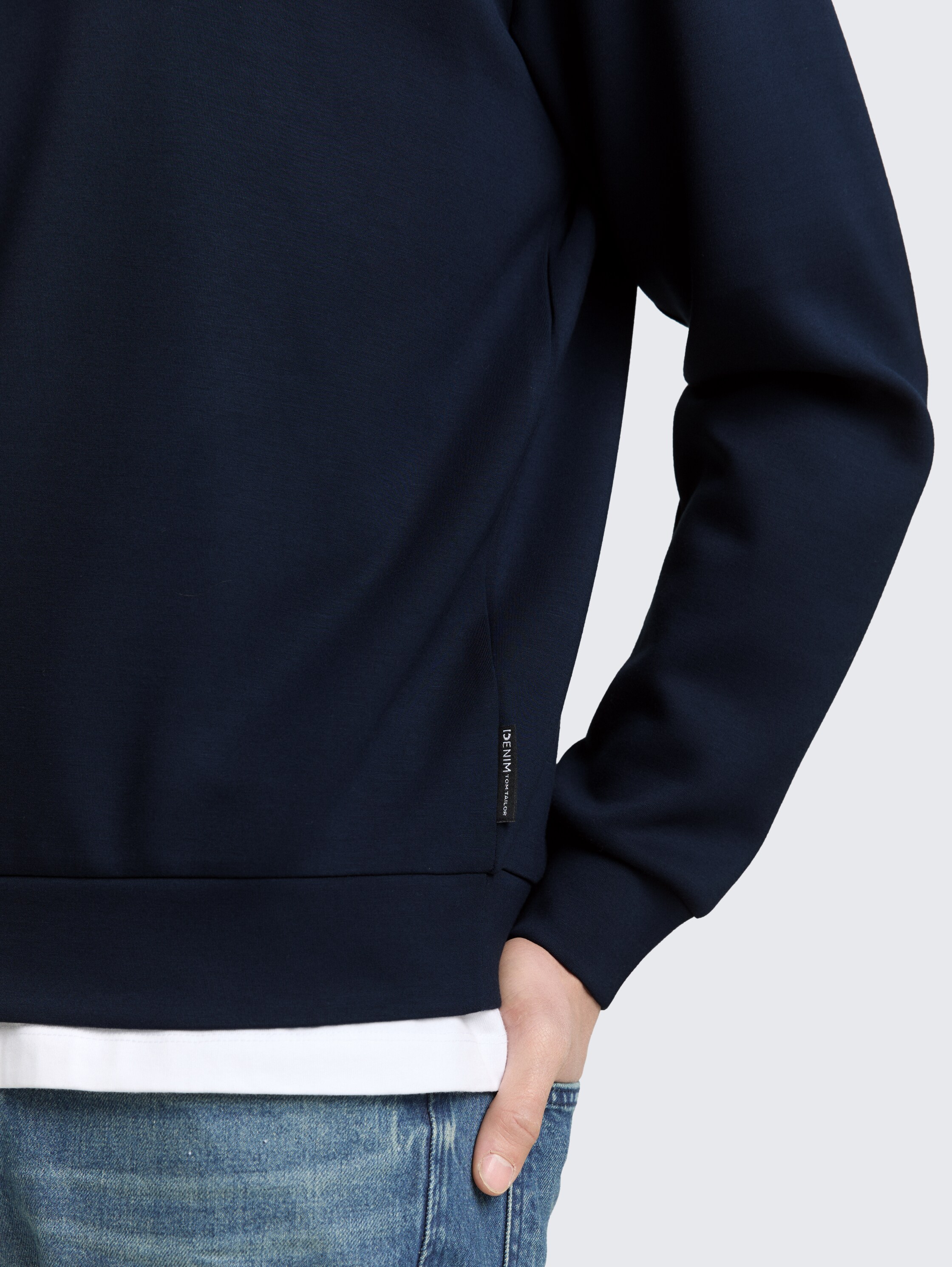 Basic scuba sweatshirt - sky captain blue - Detailaanzicht model