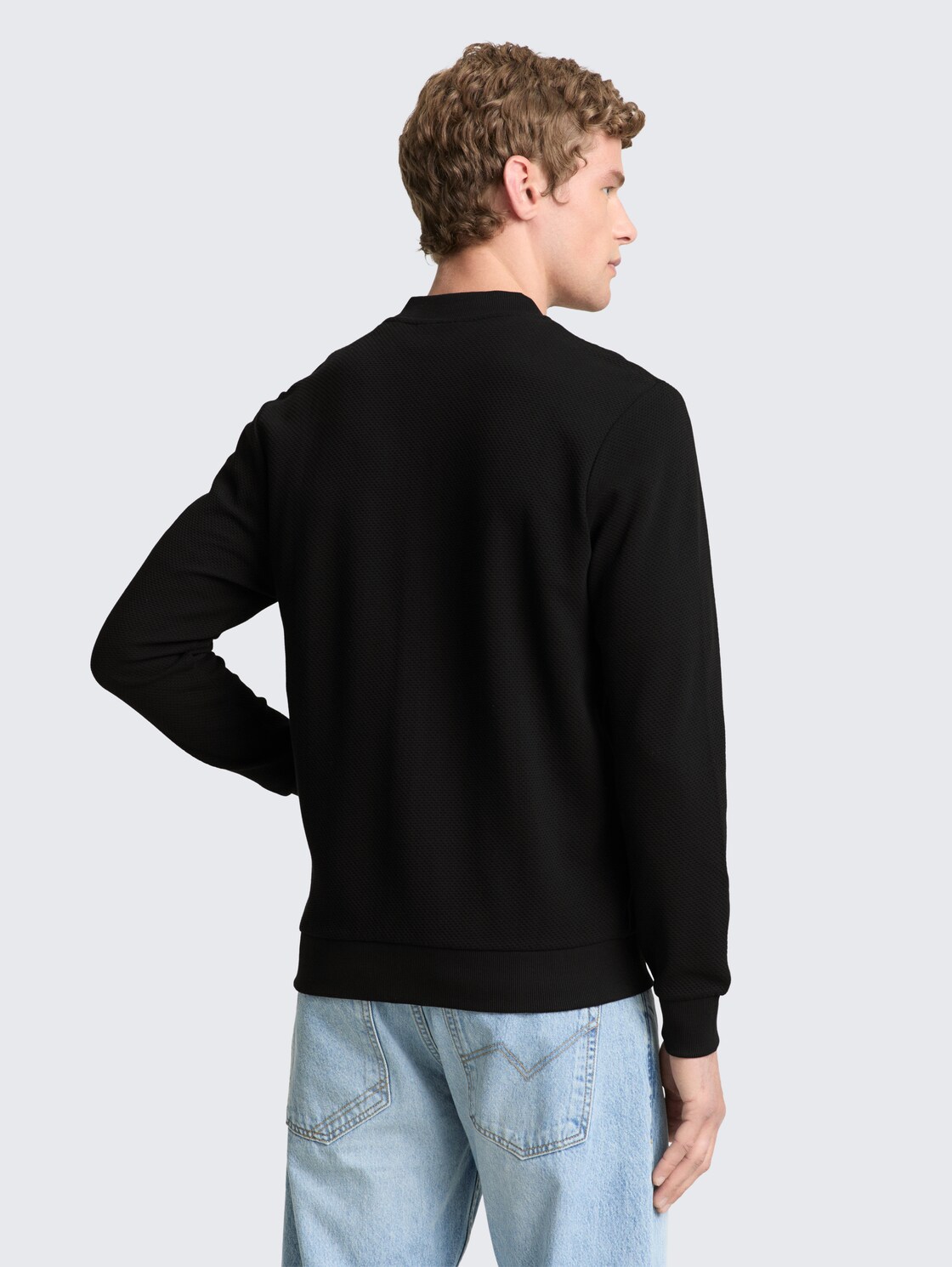 Bomberjacke aus Baumwolle - Black - Auschnitt Model-Rückansicht