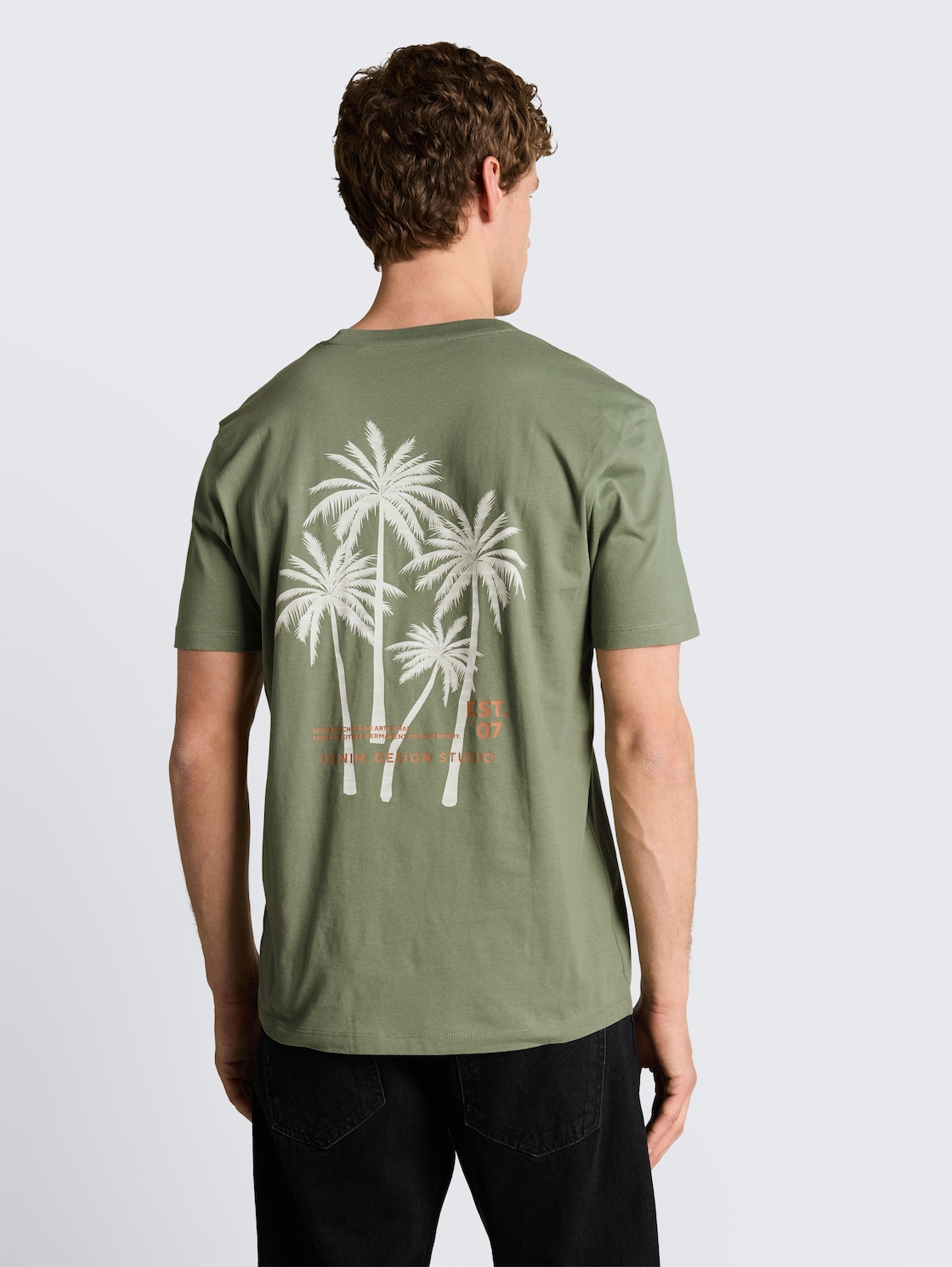 T-Shirt mit Rückenprint - Sea Spray - Auschnitt Model-Rückansicht