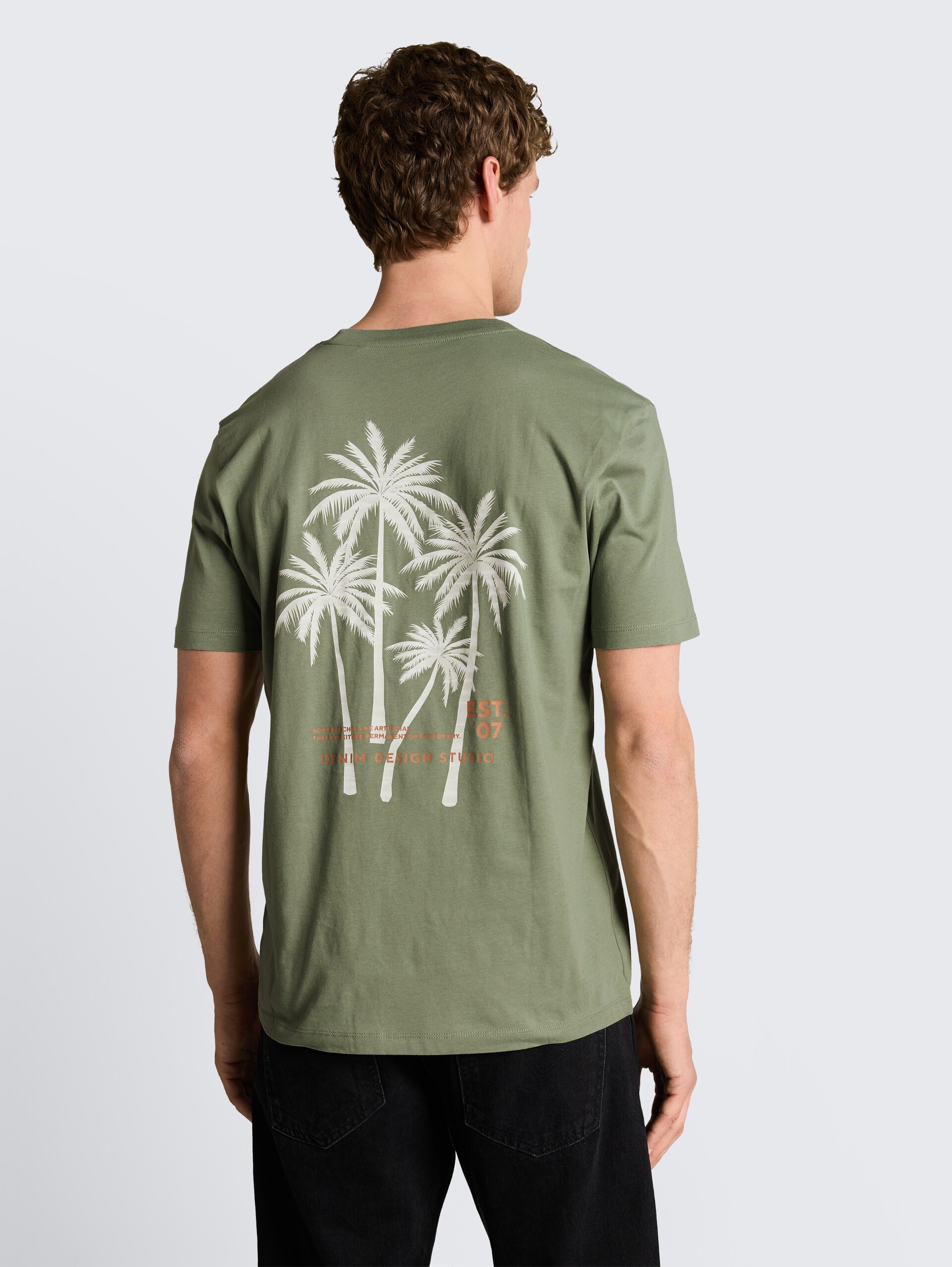 T-Shirt mit Rückenprint - Sea Spray - Auschnitt Model-Rückansicht