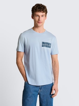 T-Shirt mit Print von Denim Male, smart light blue