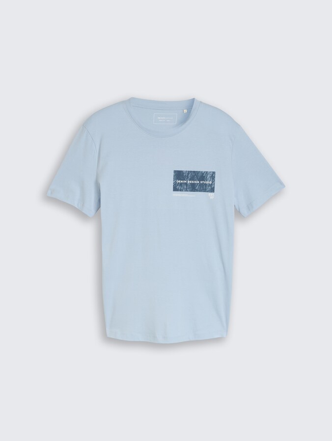 T-Shirt mit Print von Denim Male, smart light blue