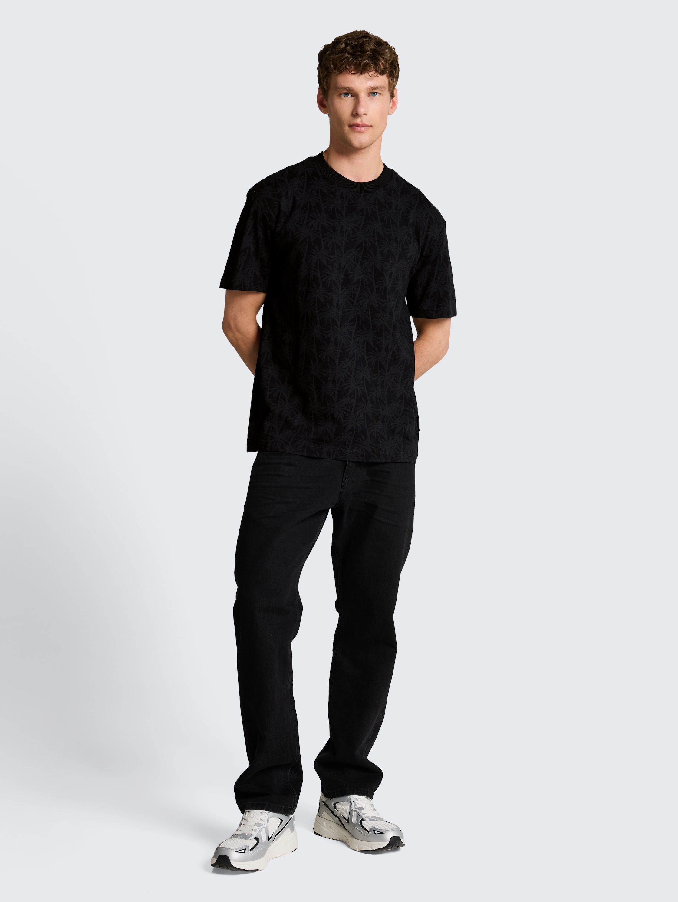 Relaxed fit T-shirt with palm print - black_laser_palm_design - 
