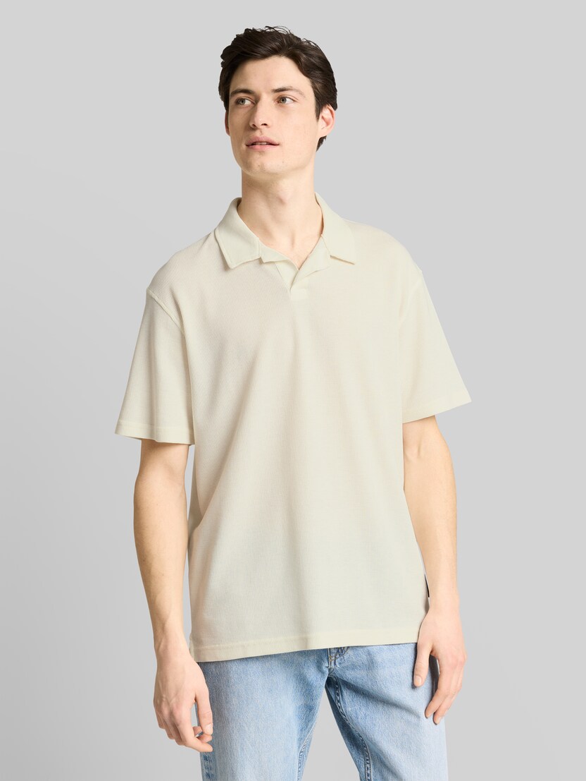 Relaxed Fit Resort Poloshirt mit Waffelstruktur von Denim Male, Wool White