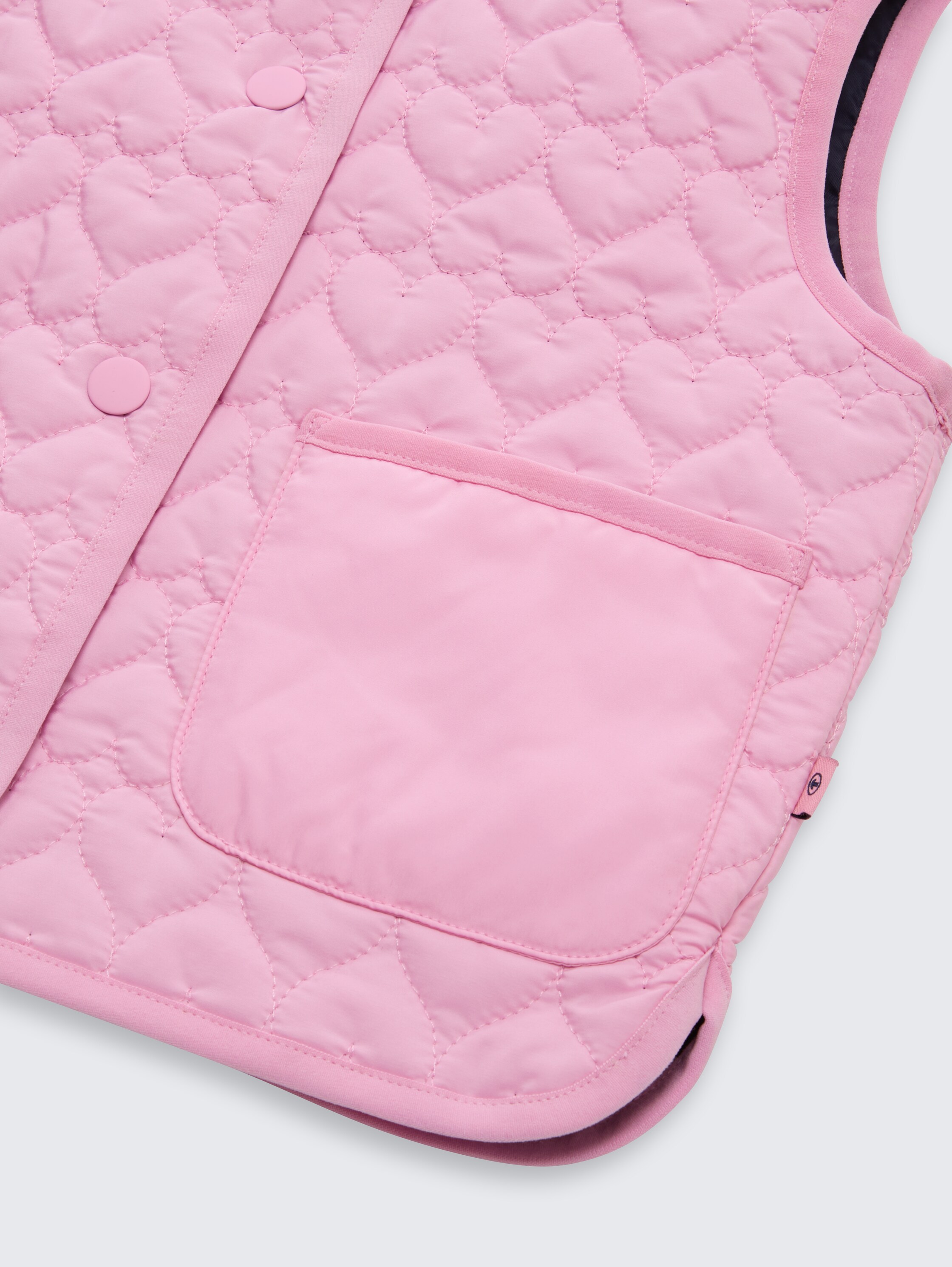 Gewatteerd vest met hartjespatroon - lovely pink - Detailaanzicht model