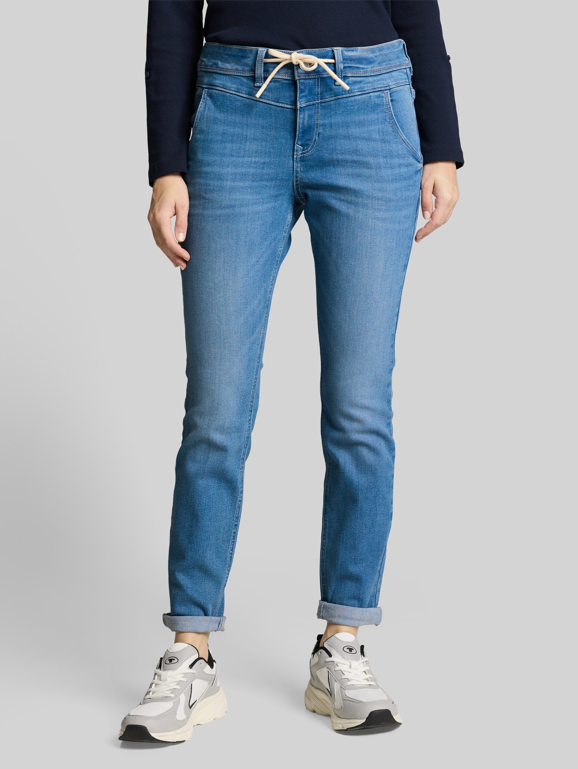 TTMAYA TAPERED stretch denim with drawstring - bright blue denim - Neckline model front view