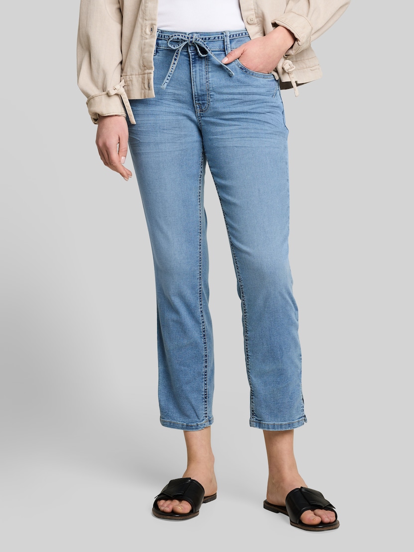 TTLENE SLIM CROPPED Stretch Jeans mit Bindegürtel von Women, Clean Light Stone Blue Denim