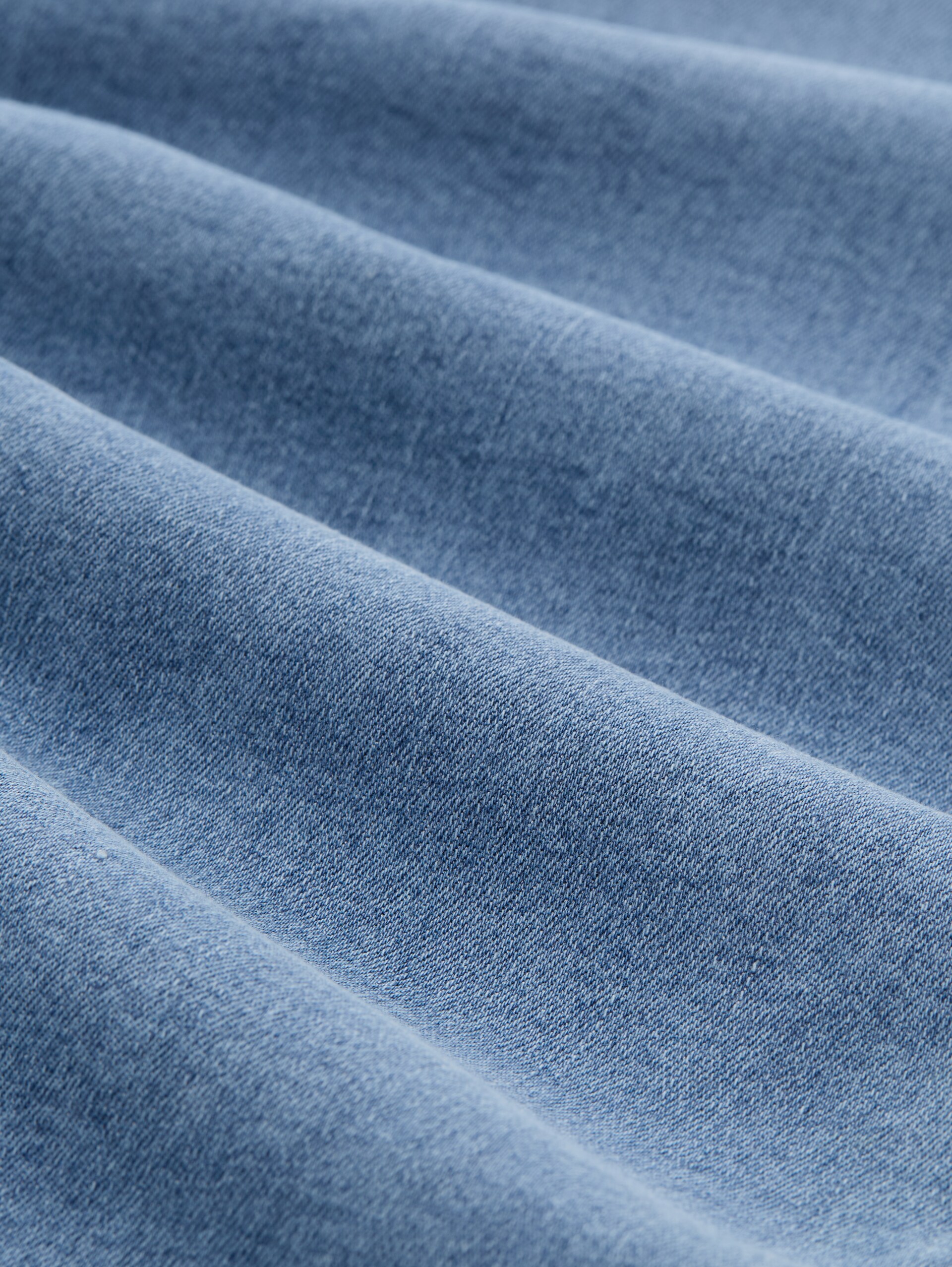 TTLENE SLIM Capri jeans with high stretch - Clean Light Stone Blue Denim - Material view