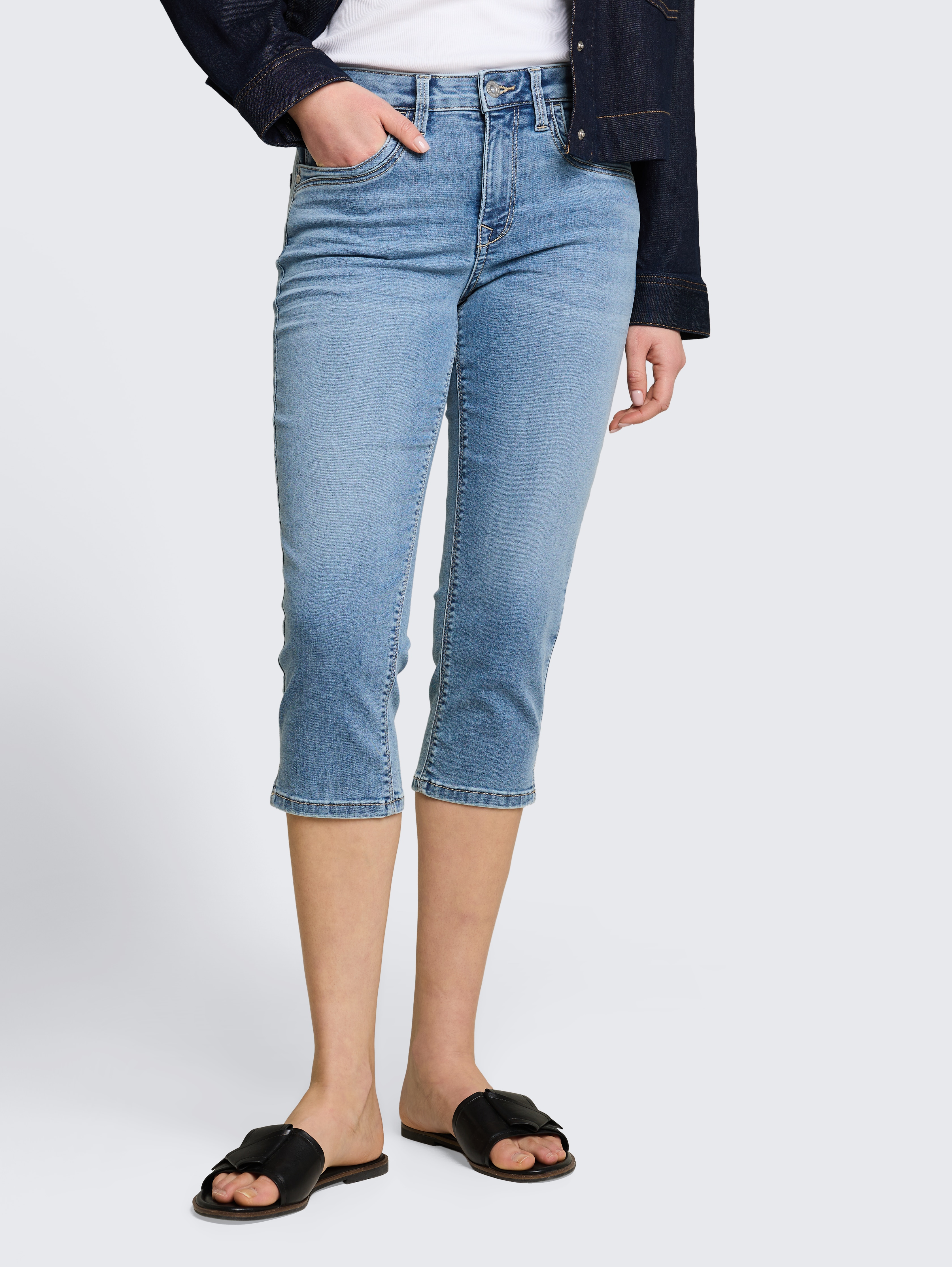 TTLENE SLIM Capri Jeans mit hohem Stretch von Women, Clean Light Stone Blue Denim